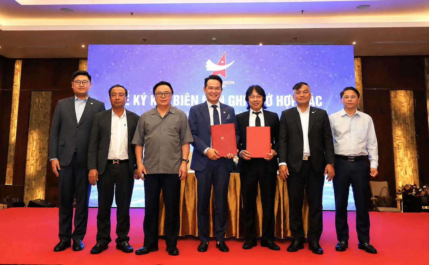 Tập đo&agrave;n Nguyễn Ho&agrave;ng ảnh 3