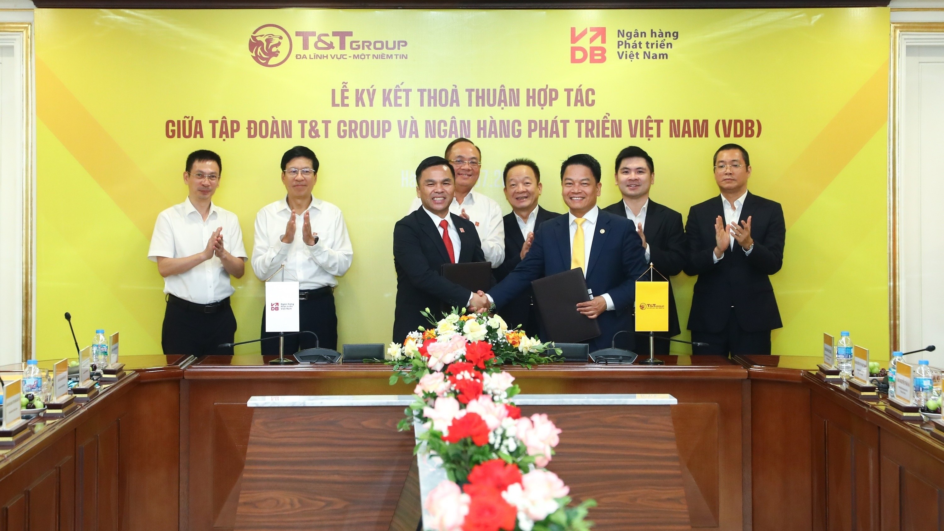 T&T Group ảnh 1