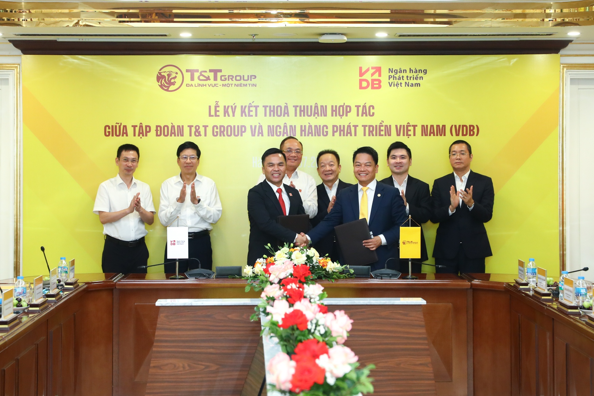 T&T Group ảnh 2