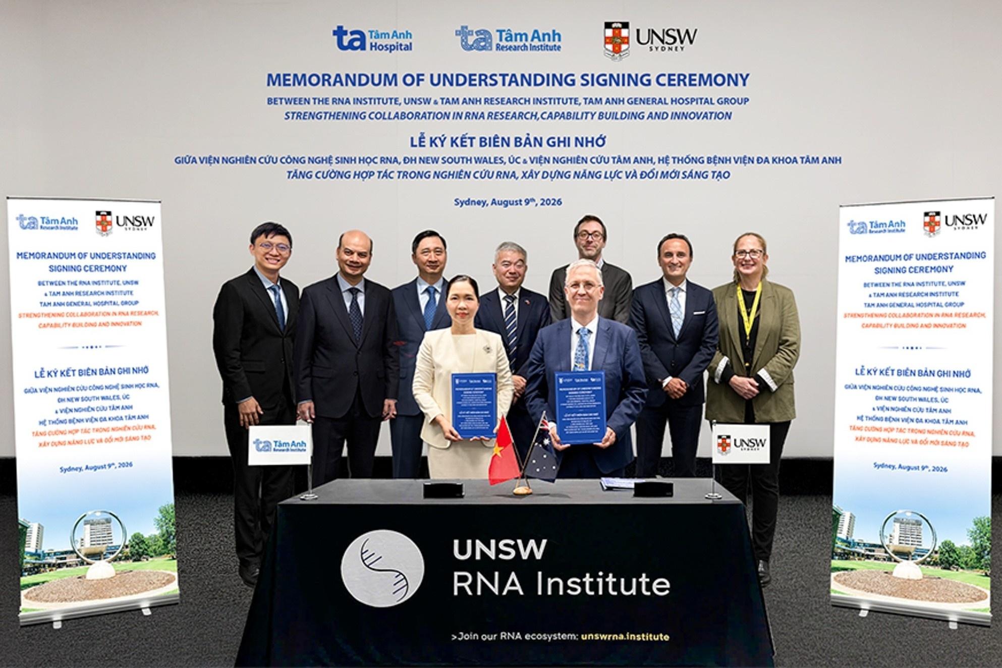 Việt Nam - Australia nghiên cứu công nghệ RNA cho vaccine ung thư, cúm