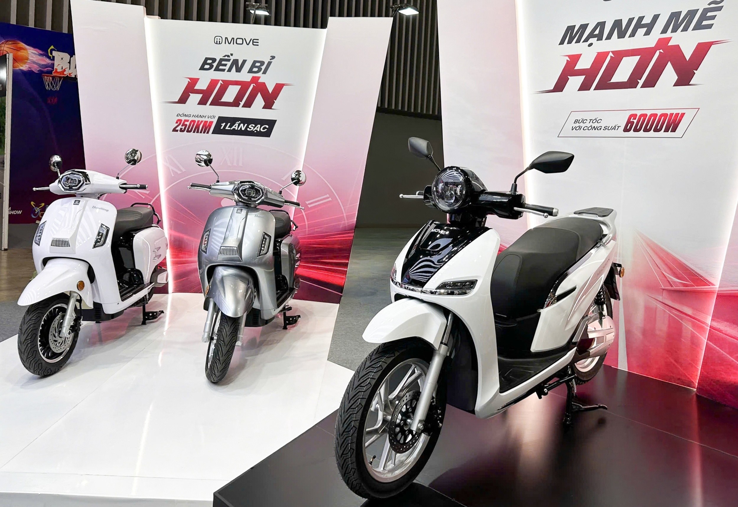 MOVE ra mắt 5 mẫu xe điện đẹp như tay ga, đi được 250 km mỗi lần sạc