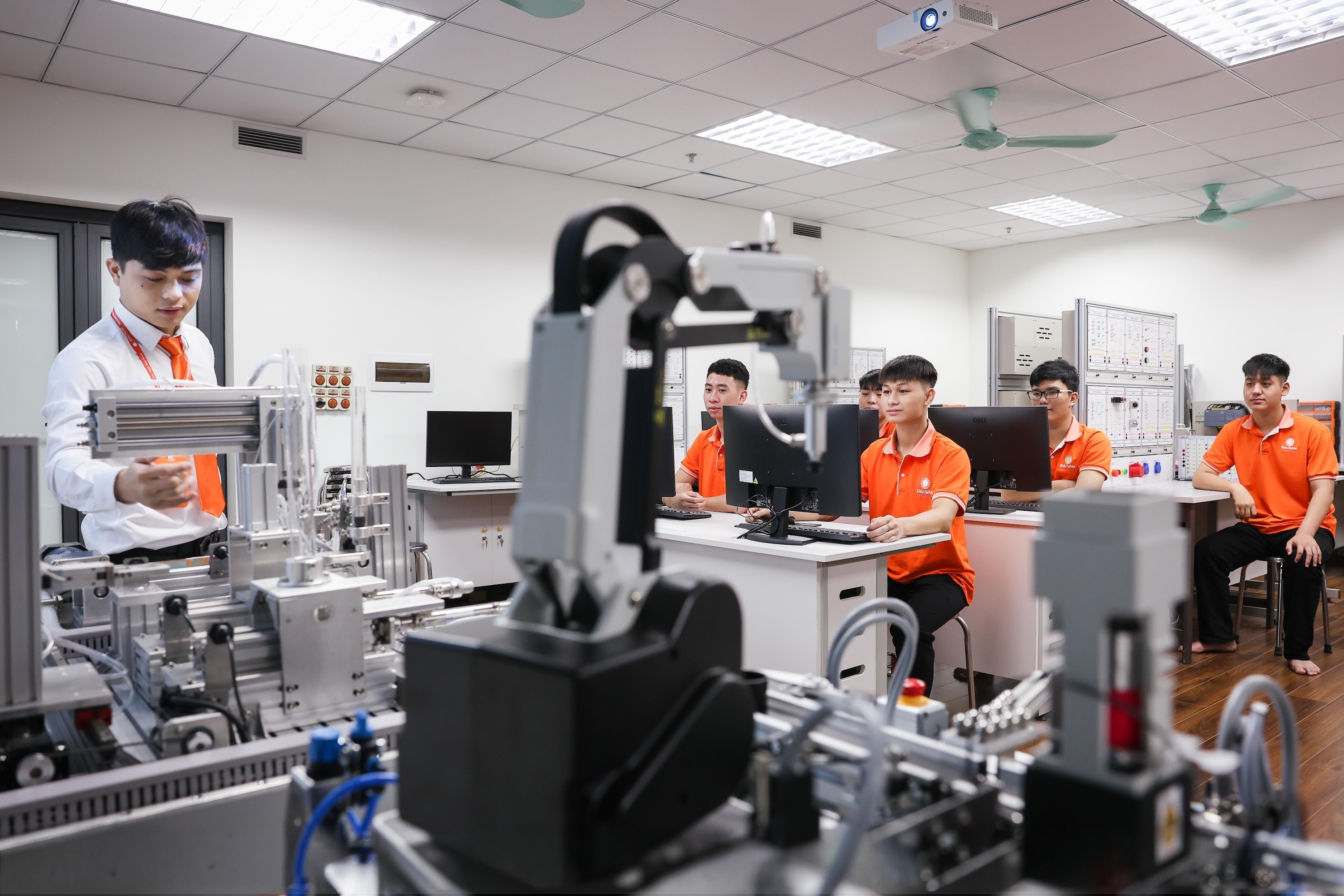 Đại học Đại Nam ảnh 5