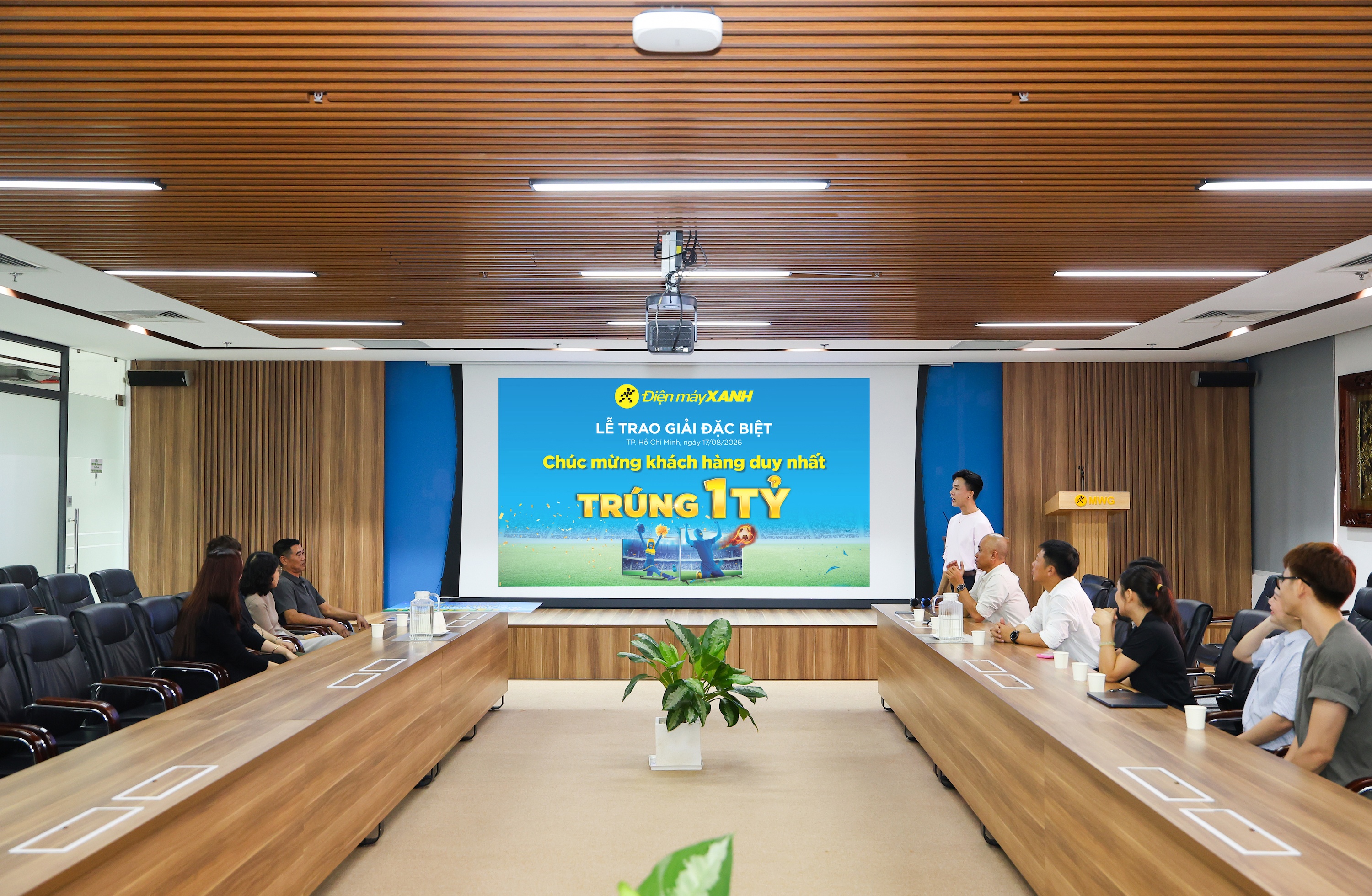 Điện m&aacute;y Xanh ảnh 1