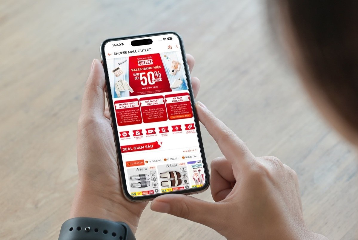 Shopee Mall Outlet: Săn hàng chính hãng cùng deal và voucher hấp dẫn