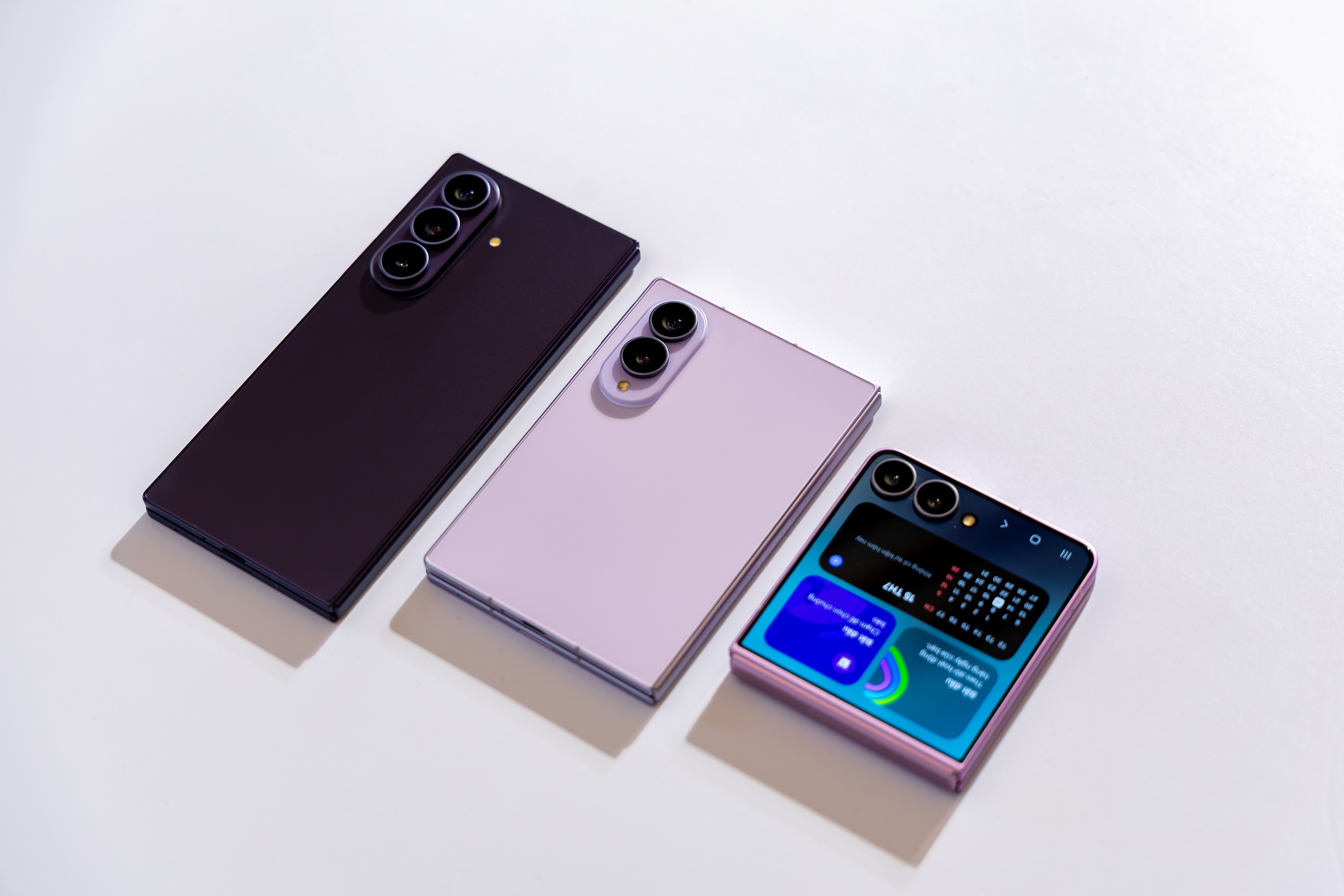 Trải nghiệm Galaxy Z8 series qua ứng dụng Try Galaxy trên điện thoại
