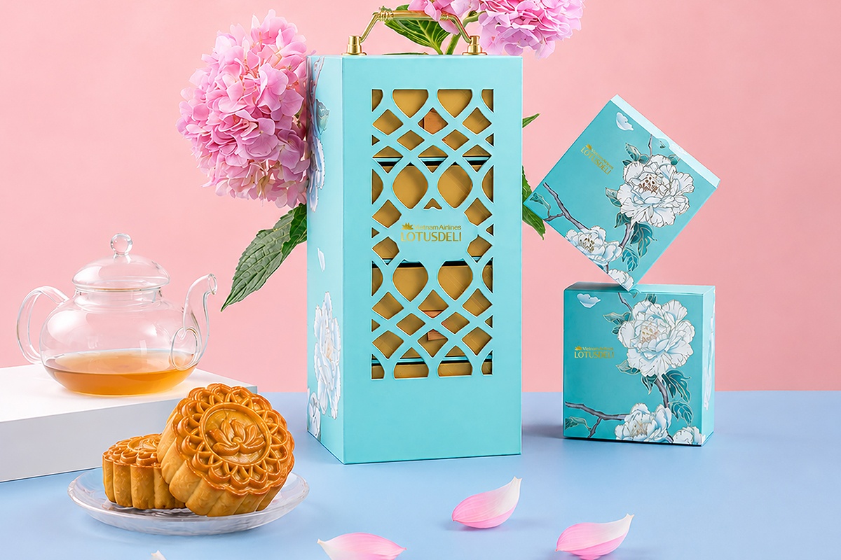 Thưởng trăng với BST bánh Trung thu cao cấp Vietnam Airlines LOTUSDELI