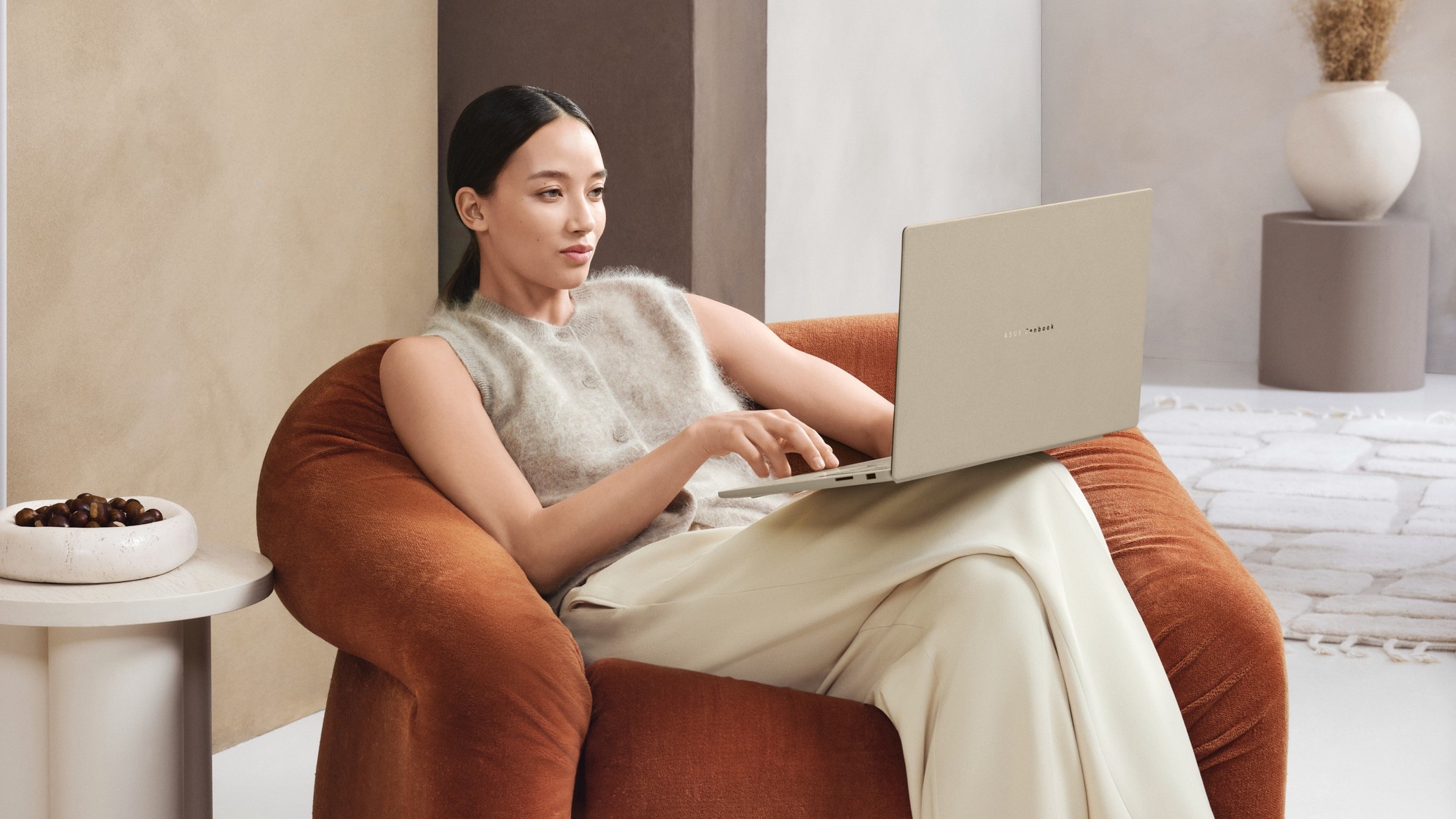 Zenbook A16 ảnh 3