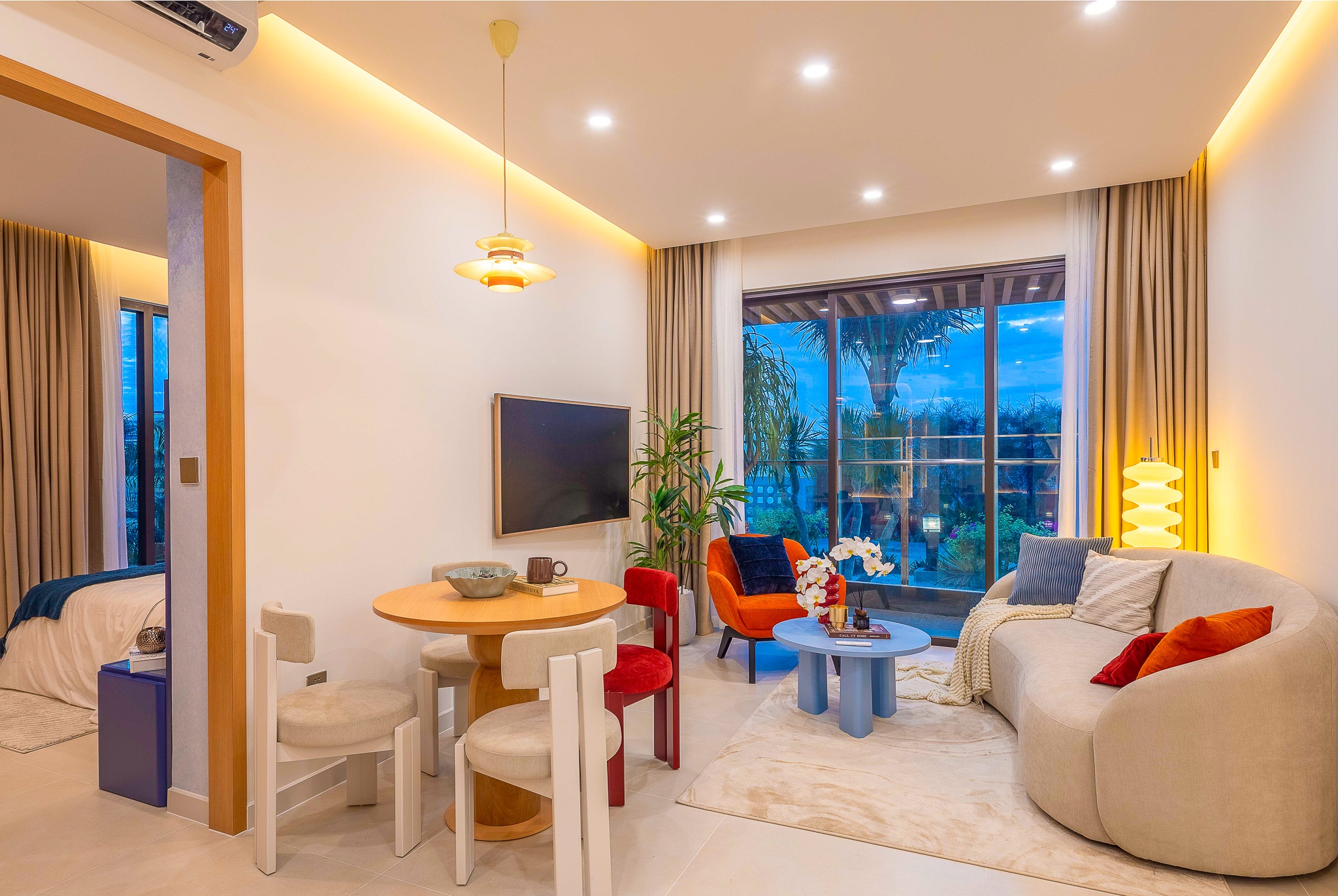 Khai trương nhà mẫu Alora Nha Trang, biểu tượng giải trí bên vịnh Ngọc