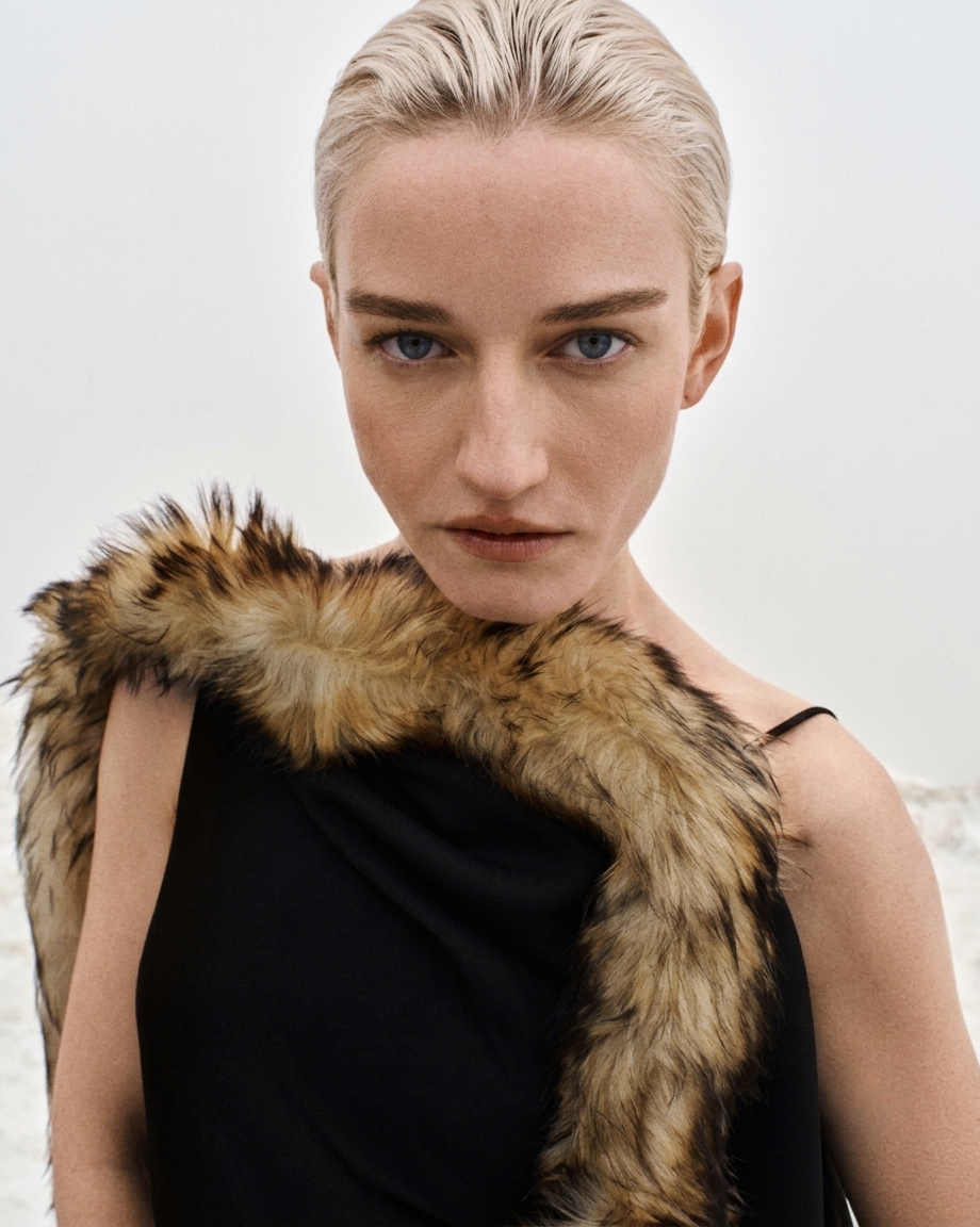 Loewe ảnh 7 Loewe ảnh 7