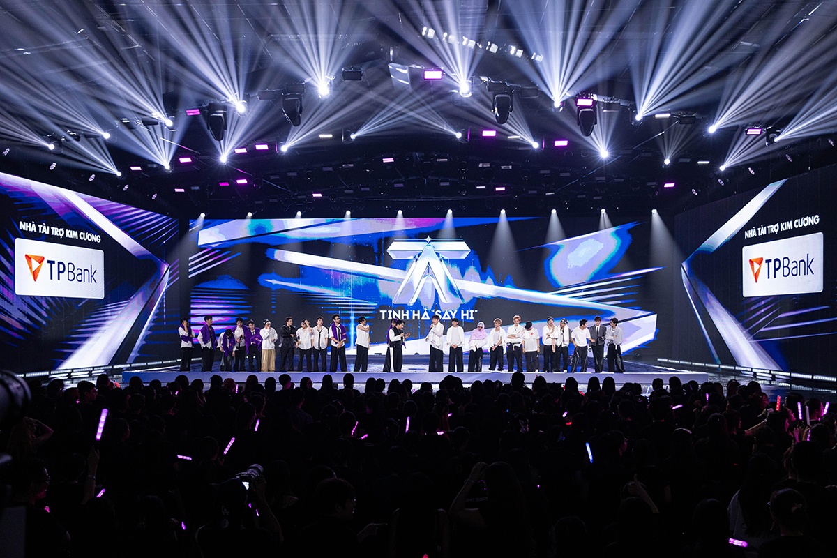 Bắt hint setlist tại concert Tinh hà 'say hi' cùng 'kim chủ' TPBank