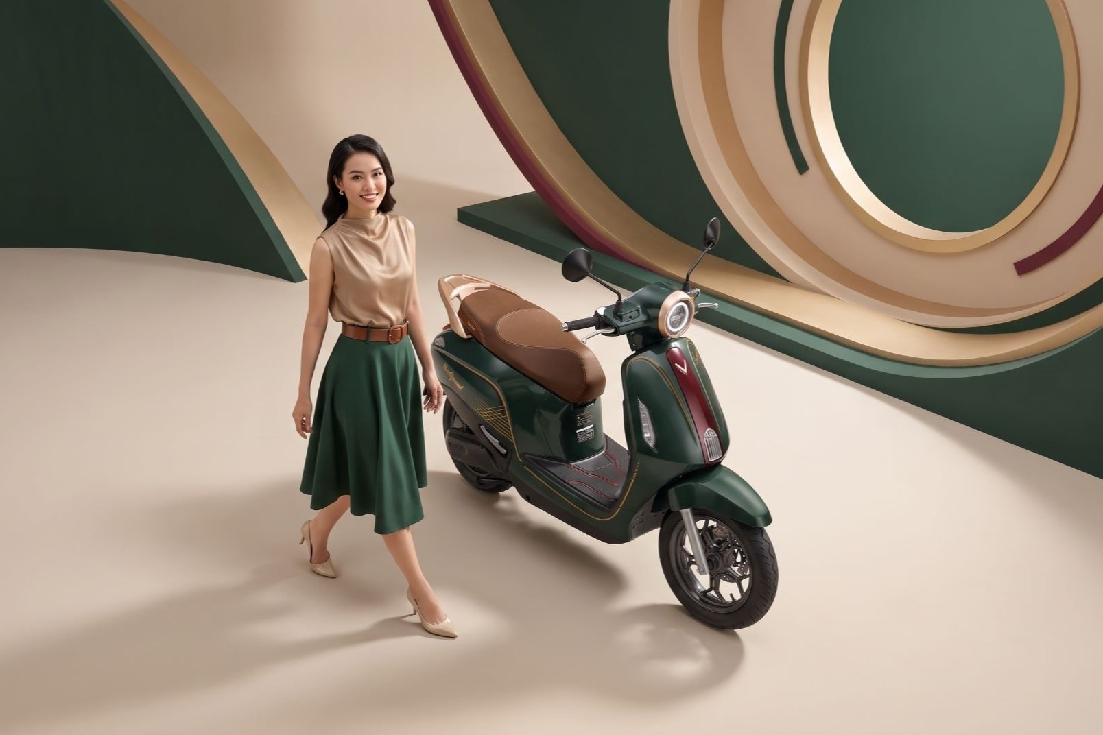 Tiện ích đáng chú ý trên Evo Grand Premia và Evo Grand Limited
