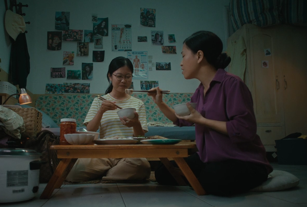 Khi bữa cơm là nơi người Việt gửi gắm tình cảm qua bao thế hệ