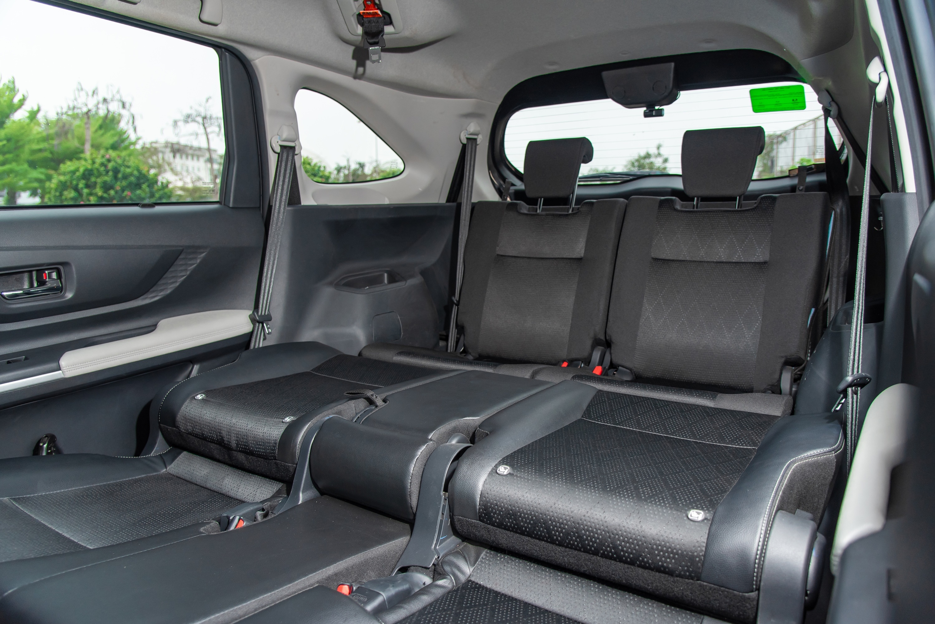 Toyota Veloz Cross ảnh 3