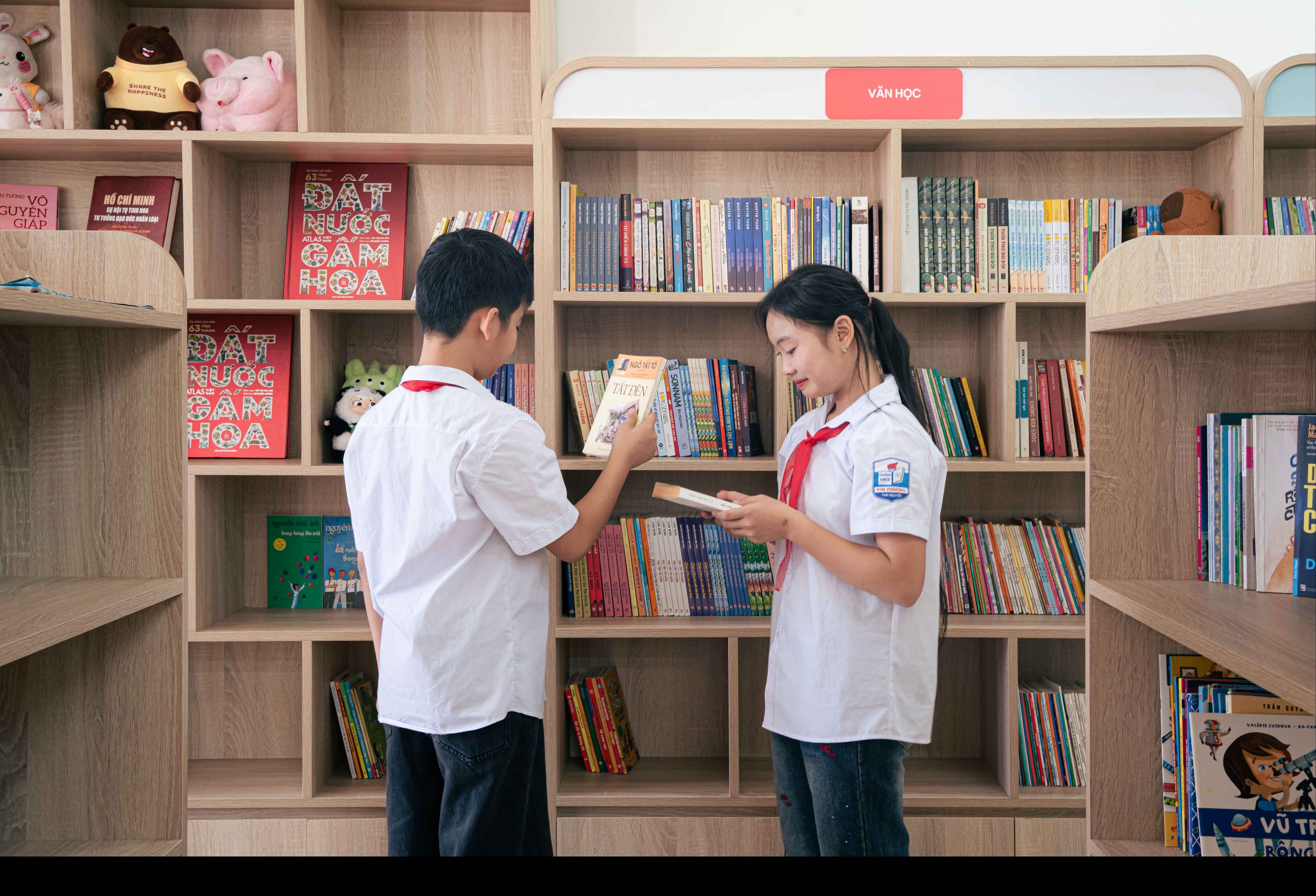 LG đưa công nghệ vào không gian học tập cho học sinh Thái Nguyên