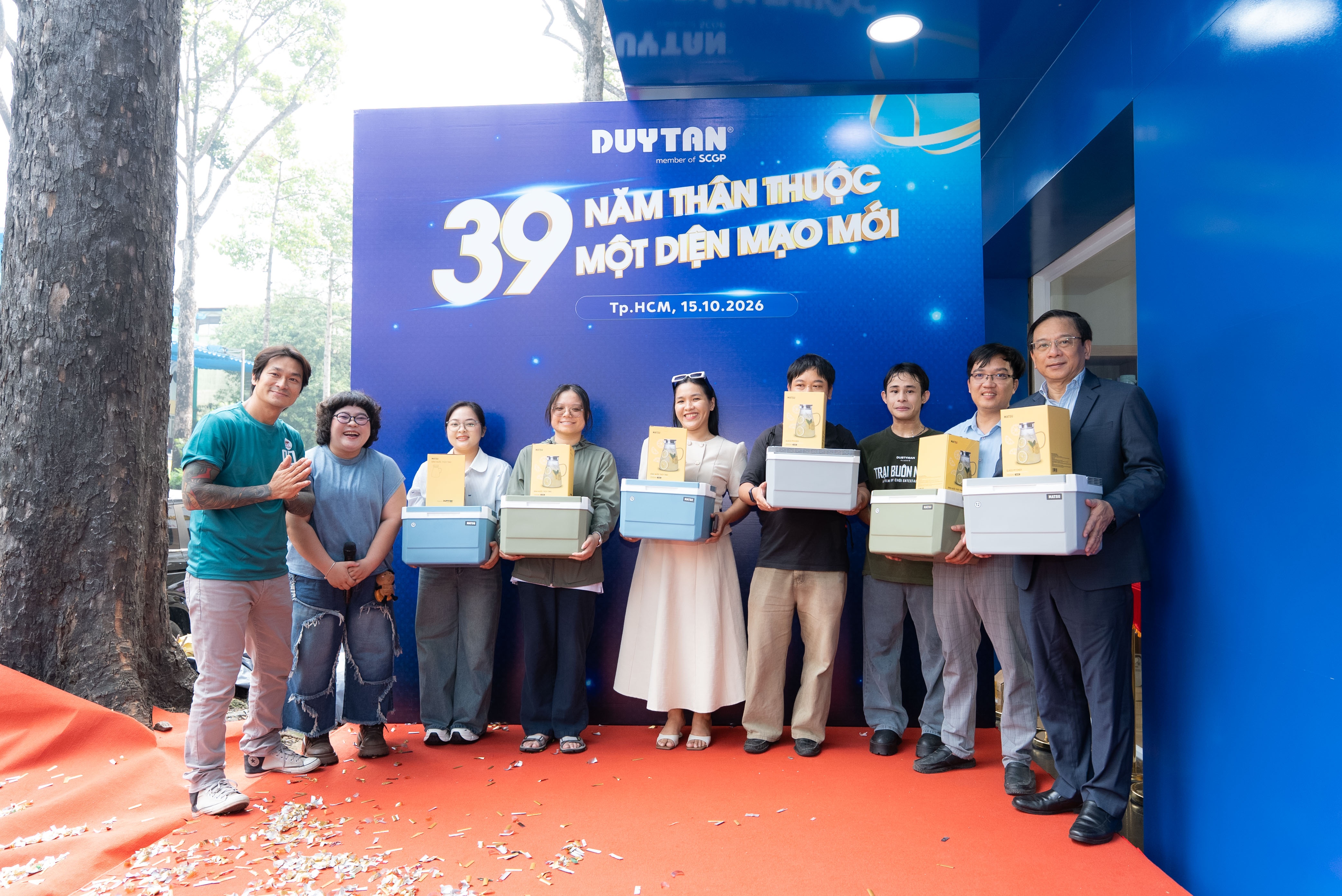 Duy T&acirc;n ảnh 9