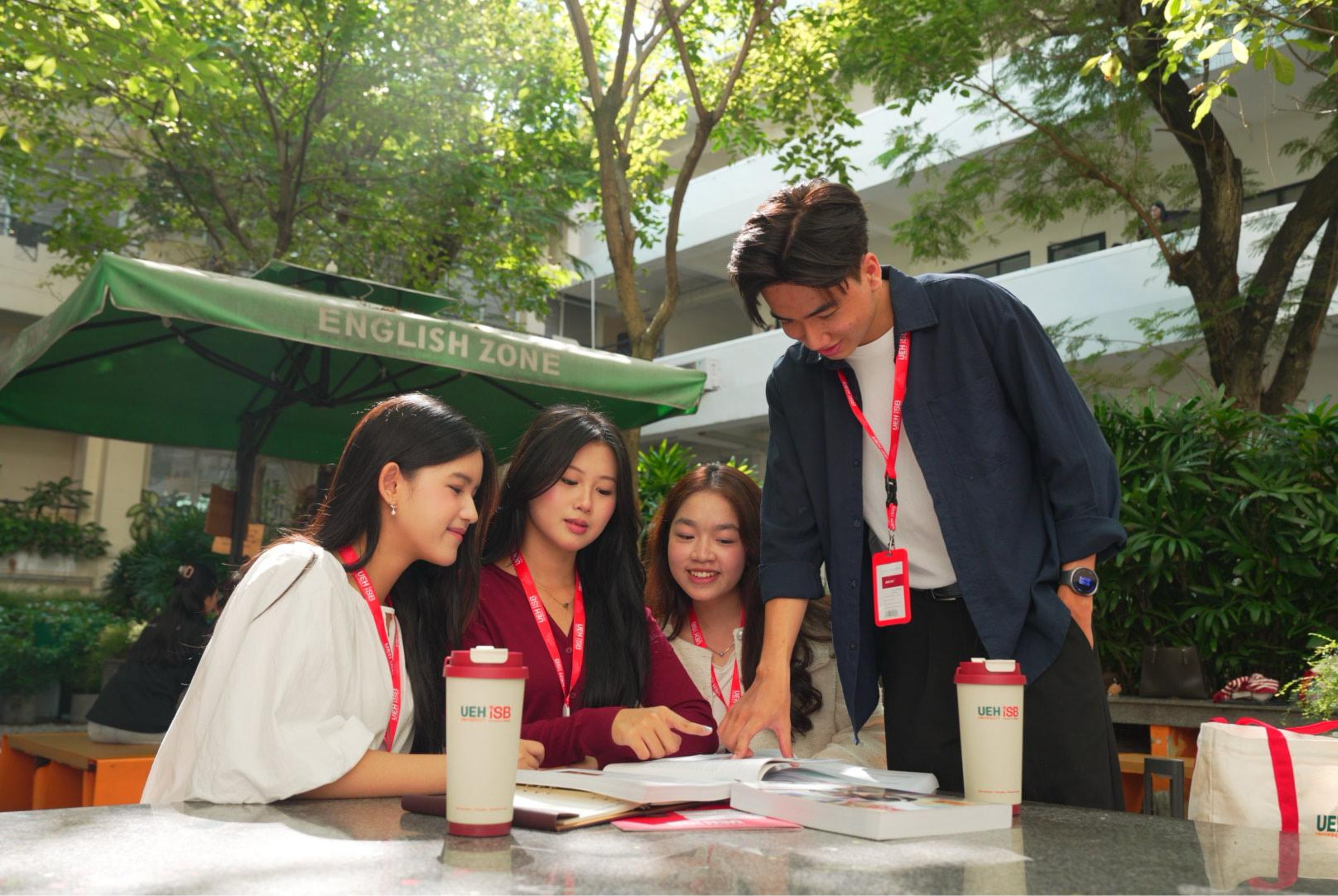 Tuyển sinh UEH ảnh 1