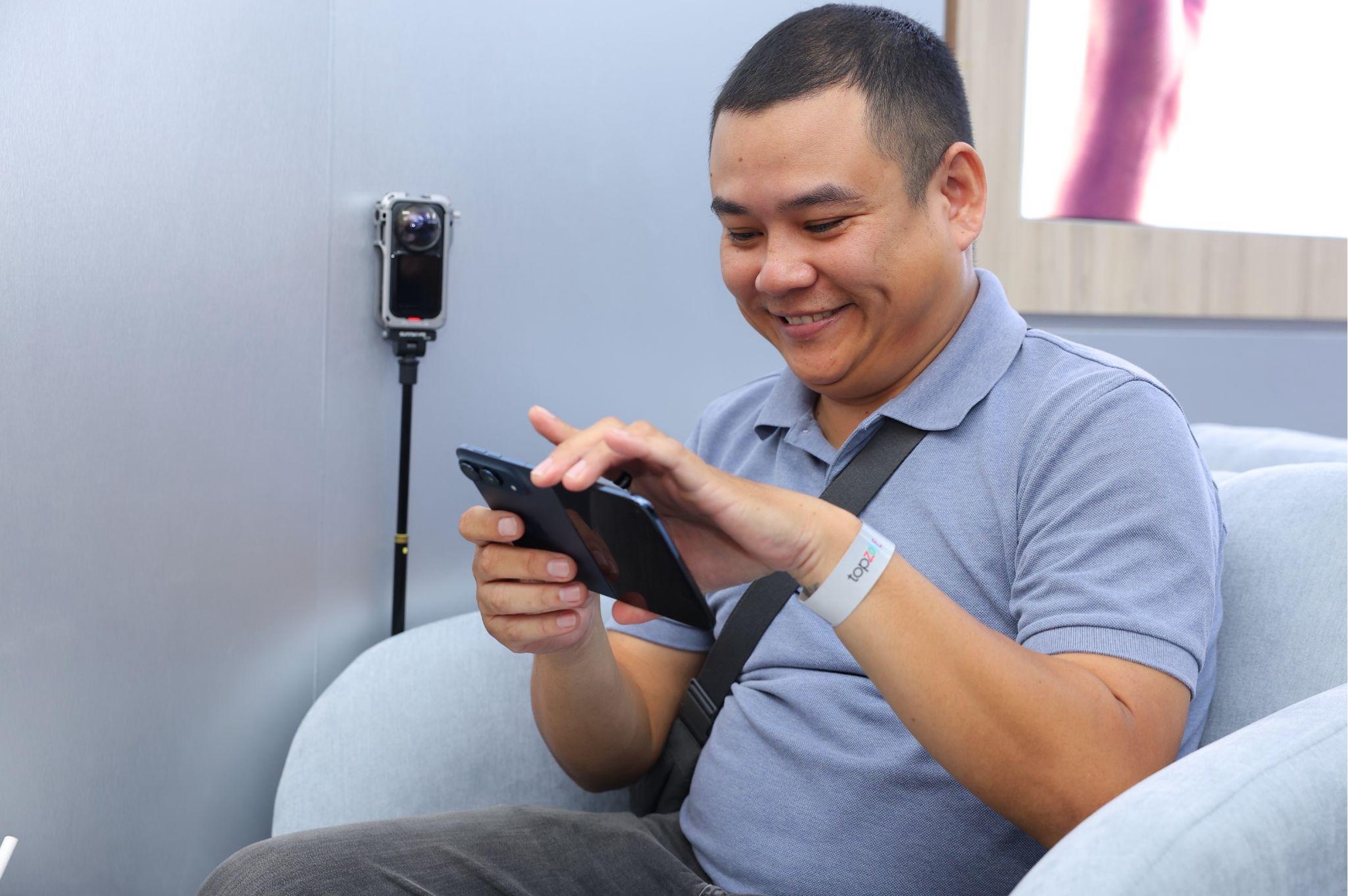 iPhone Duo ảnh 1