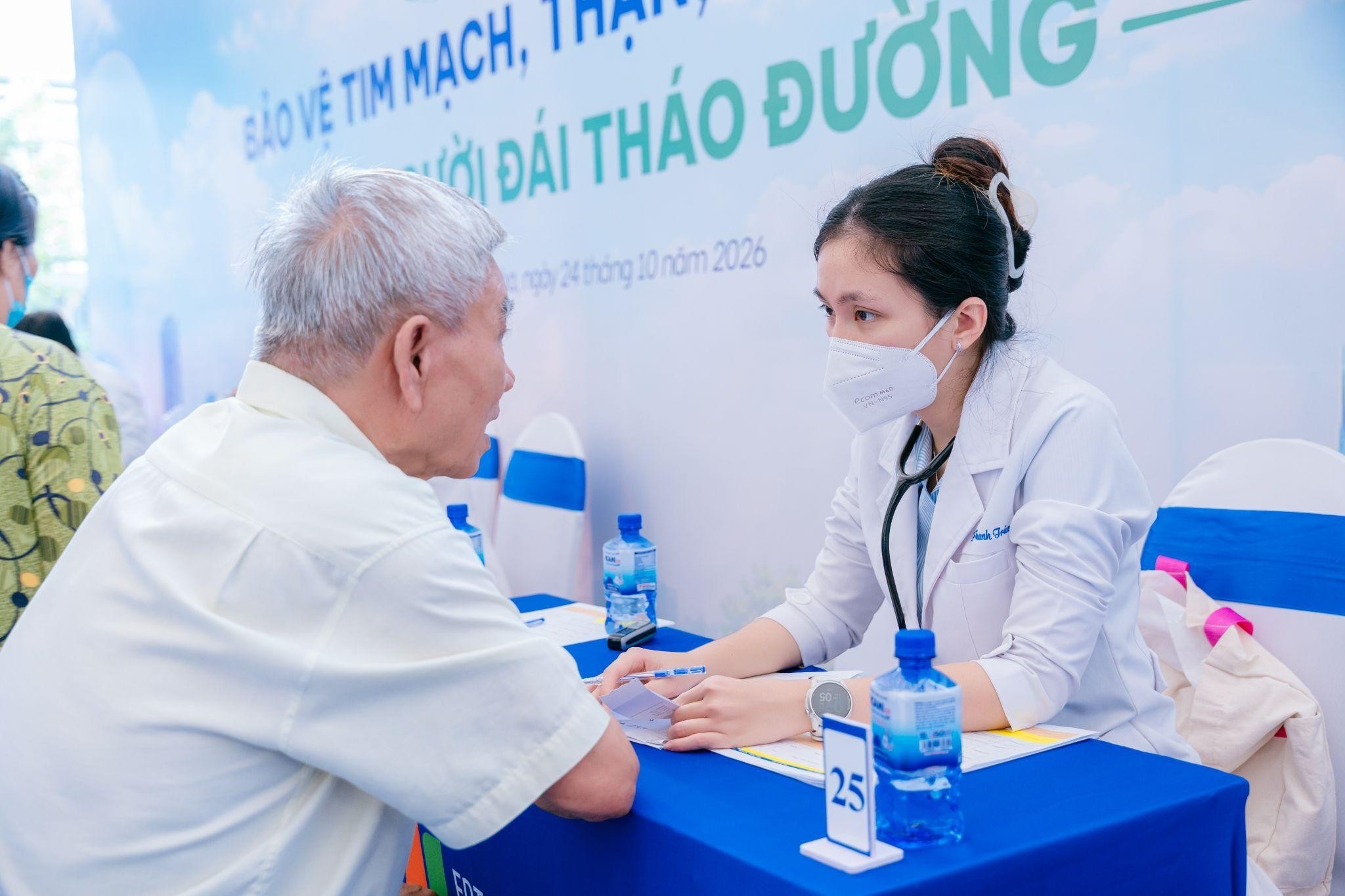 Long Ch&acirc;u ảnh 4