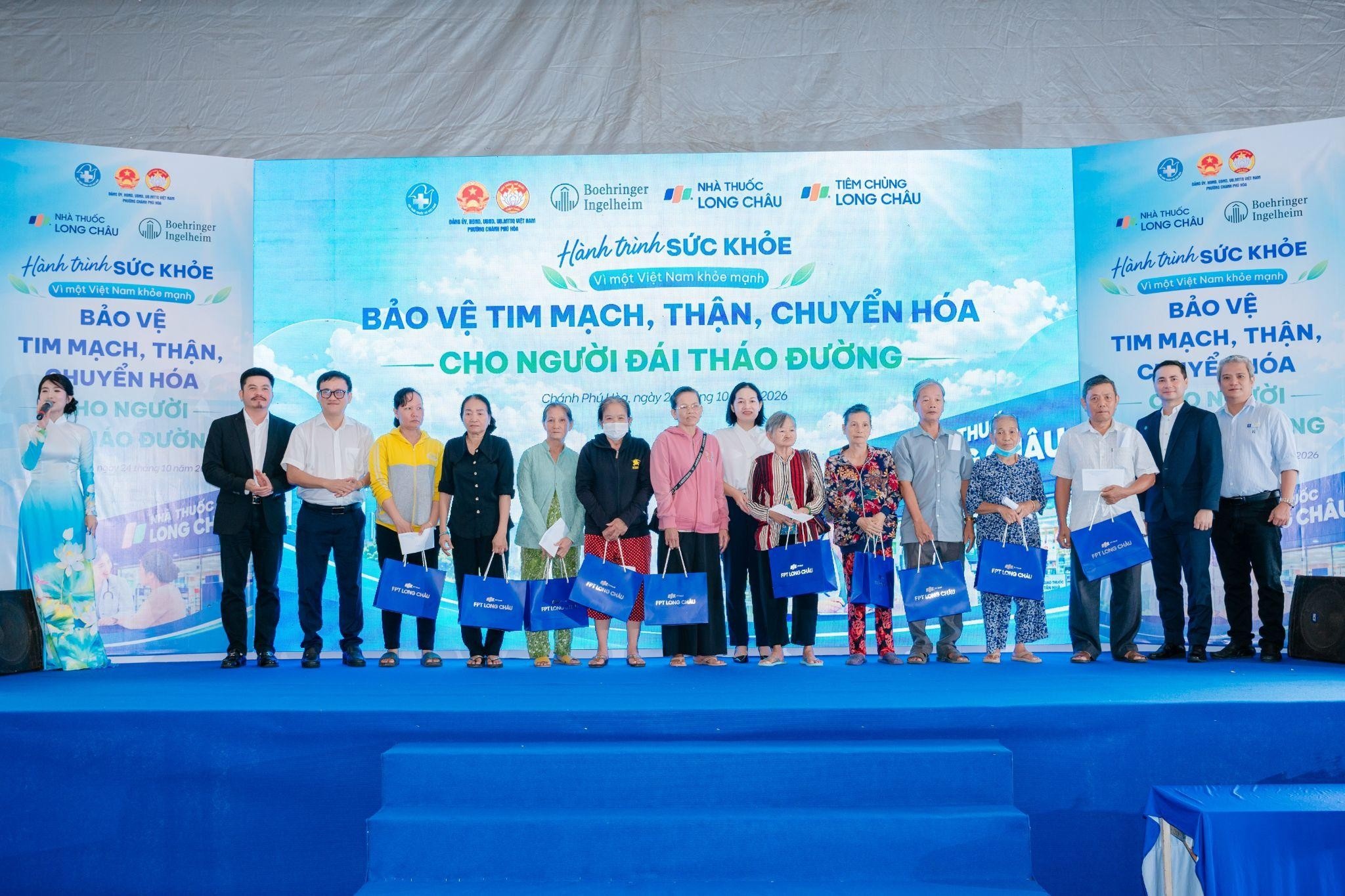 Long Ch&acirc;u ảnh 8