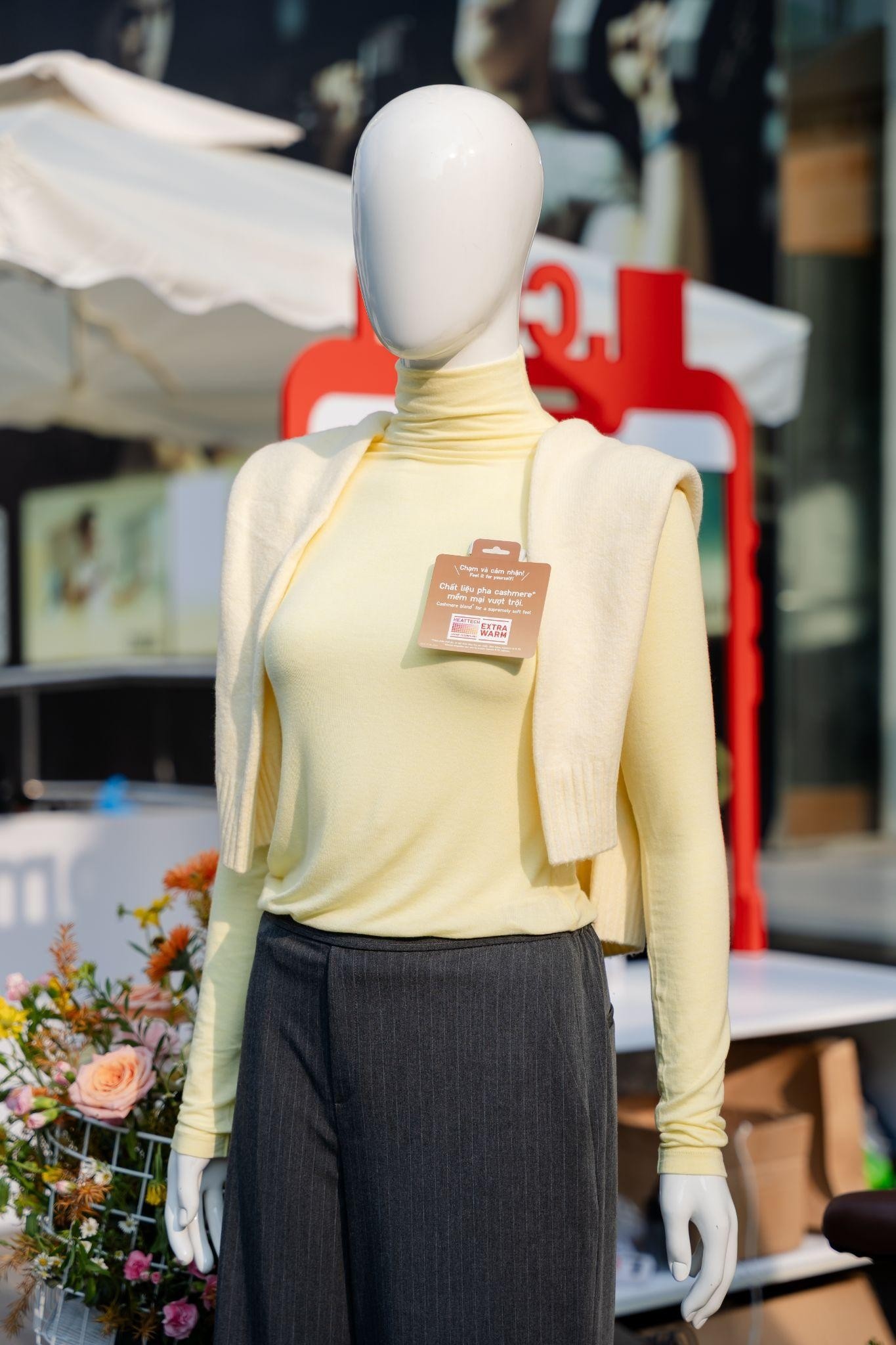 Uniqlo ảnh 12
