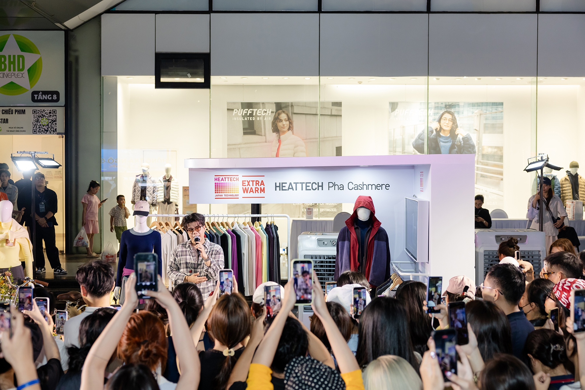 Uniqlo ảnh 2