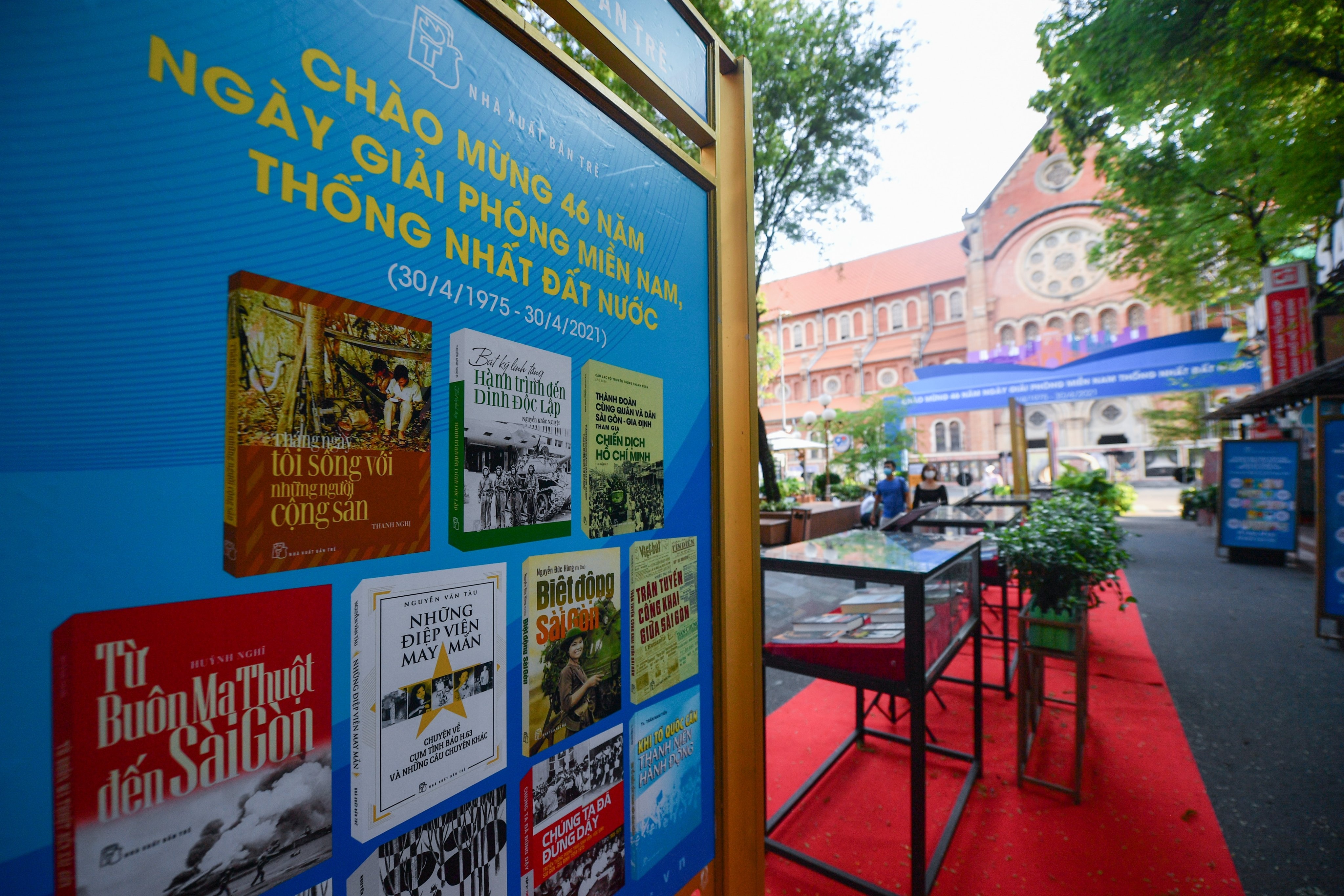 Trien lam mung 30/4 anh 1