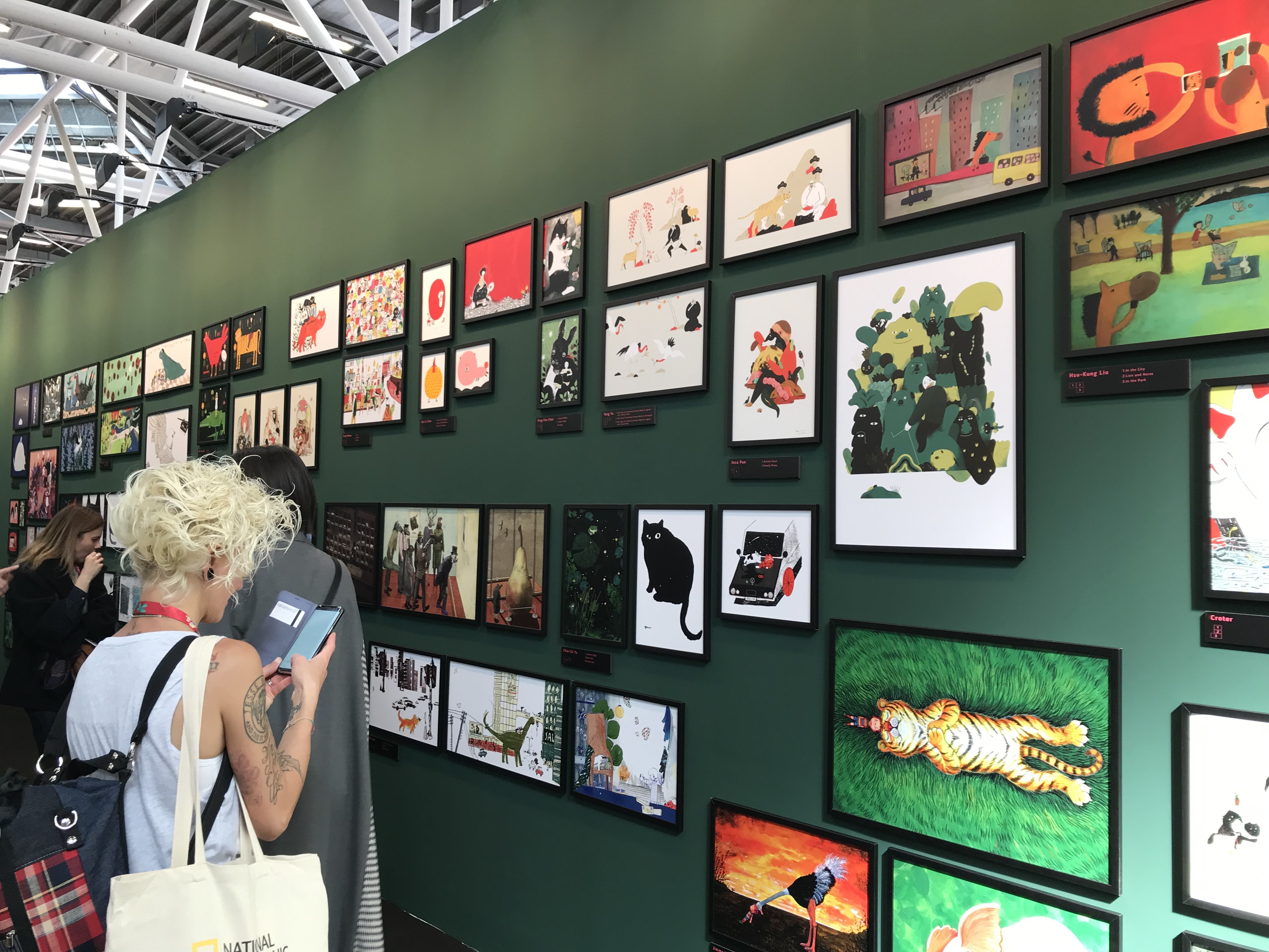 Hoi cho sach Bologna anh 1