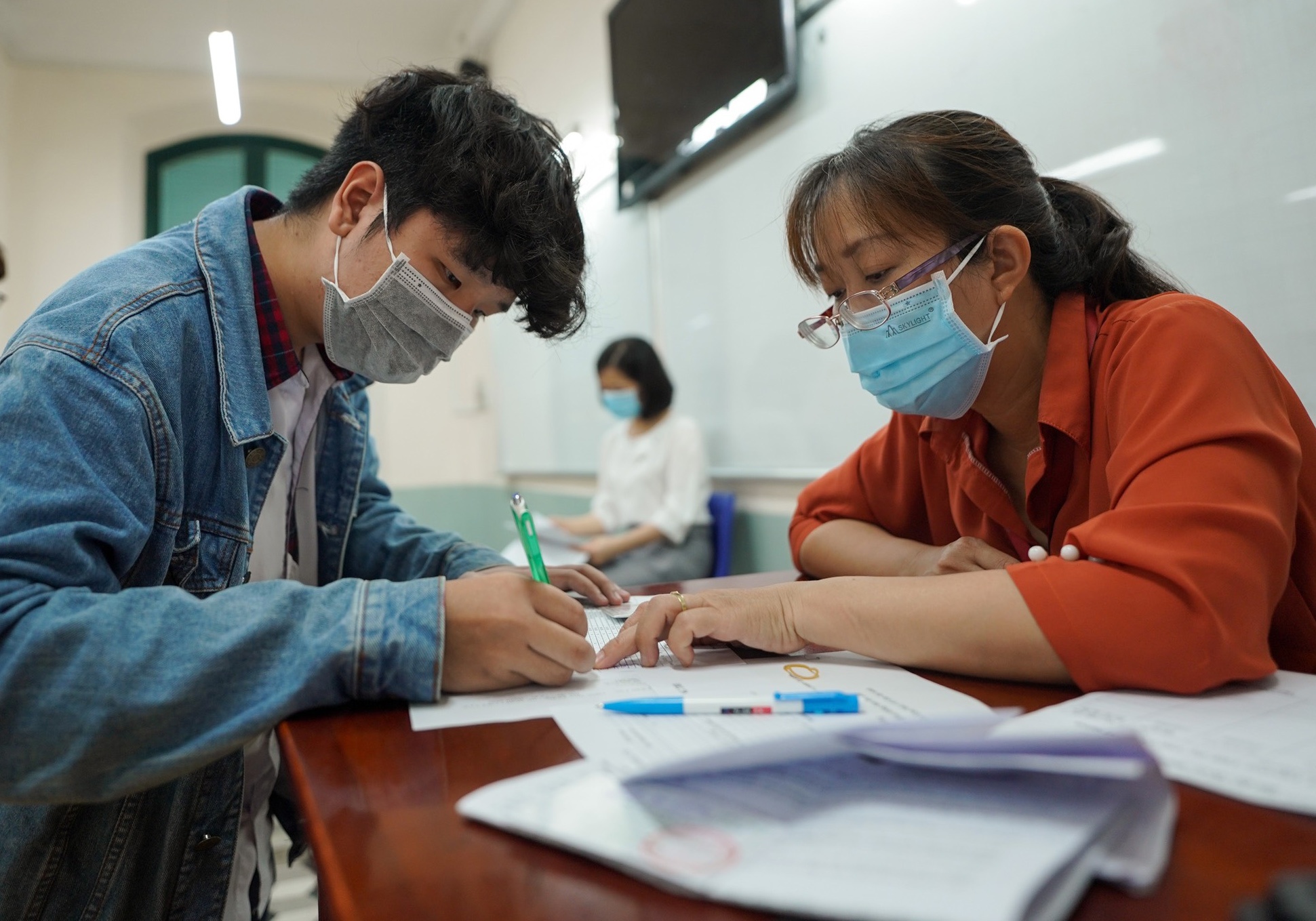 Bo GD&DT cho phep thi sinh F1, F2 du thi tot nghiep THPT dot 1 hinh anh