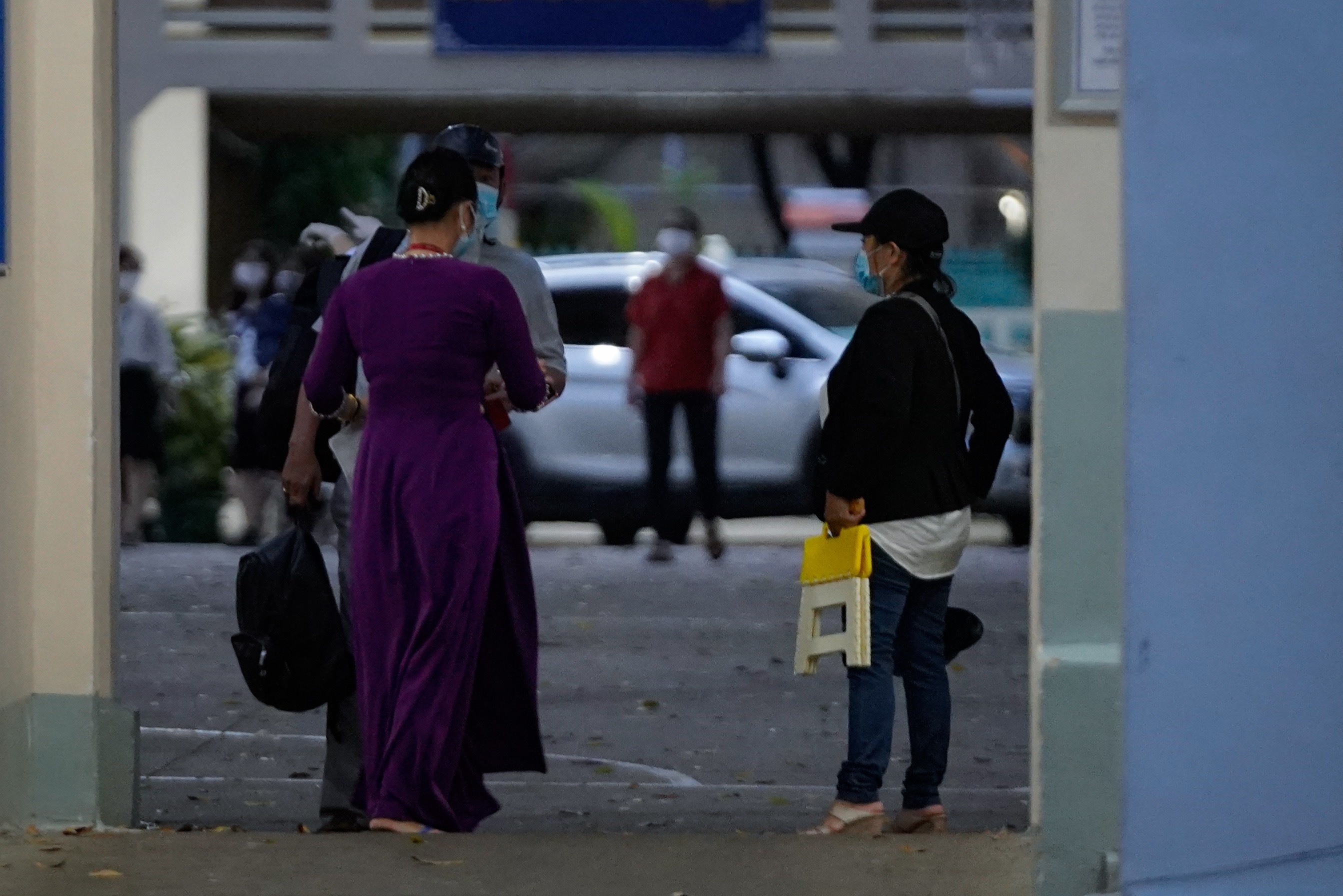 Thi sinh TP.HCM cach ly tai truong anh 2