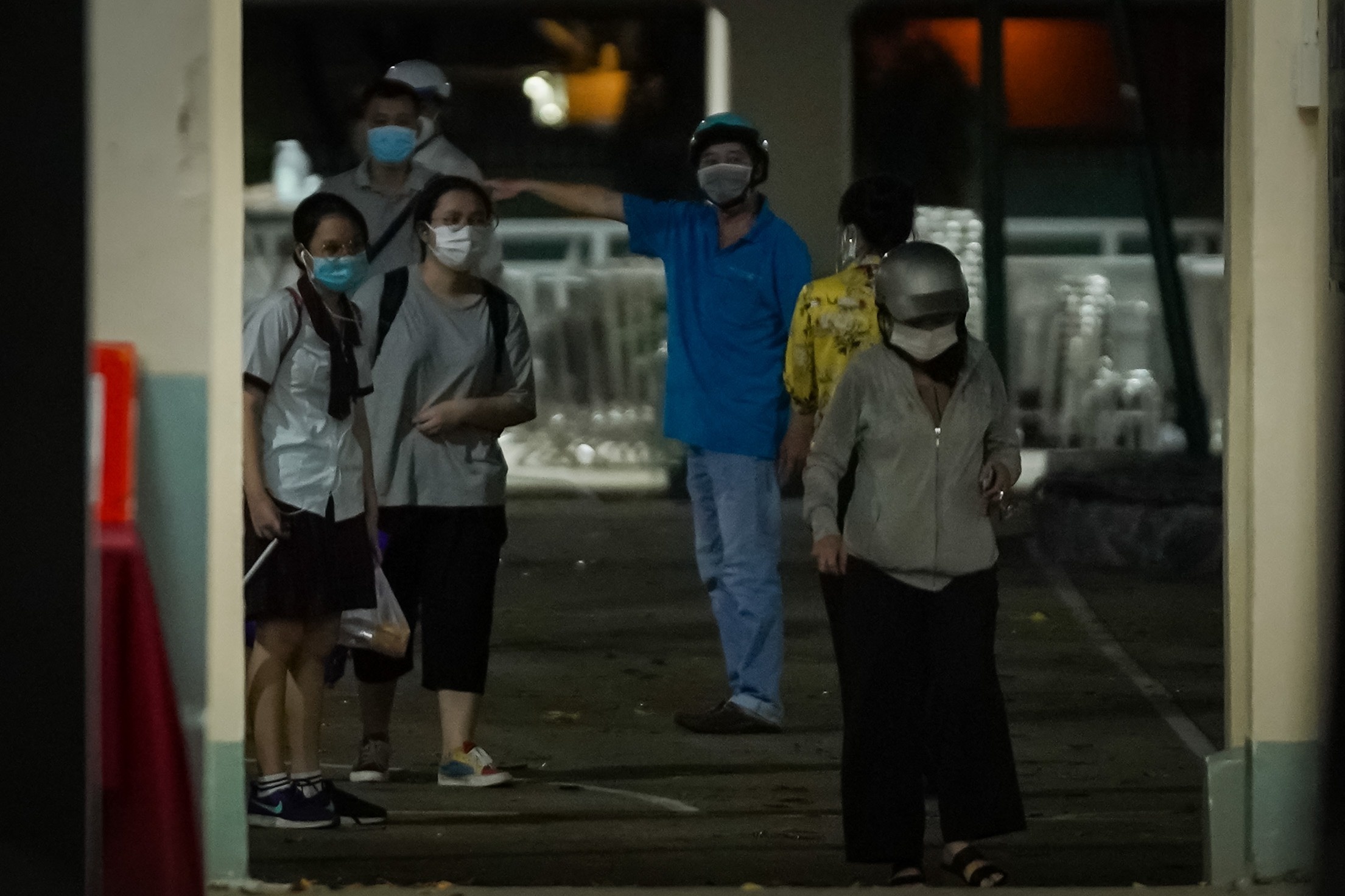 Thi sinh TP.HCM cach ly tai truong anh 3