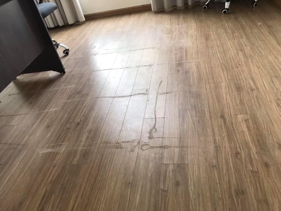 Chu nha sua can ho vi khach thue thieu y thuc anh 2