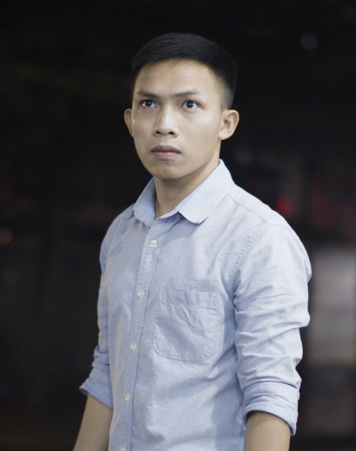 nguoi tre cat toc mua dich anh 4