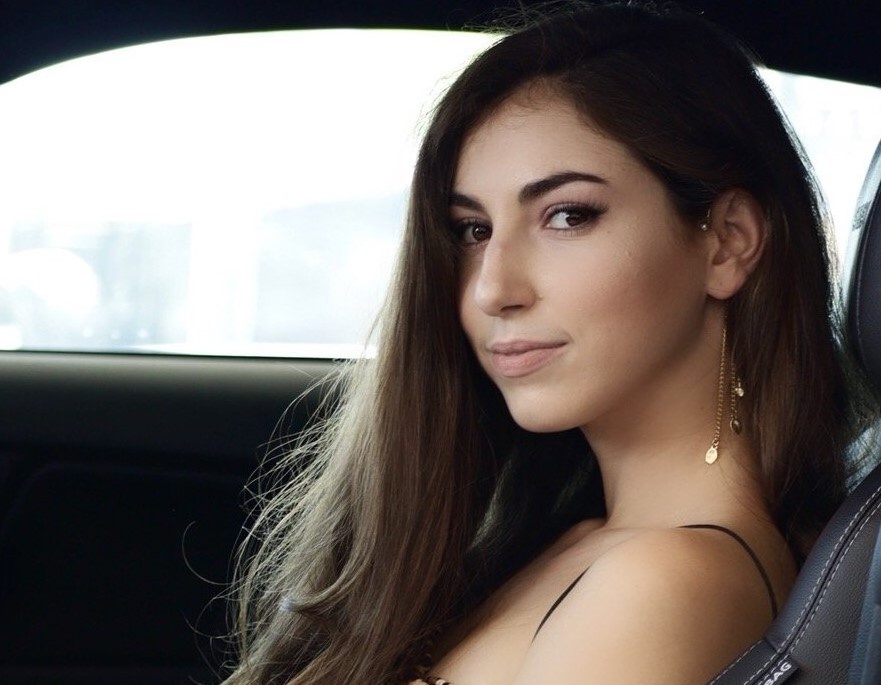 Gap kho vi Covid-19, nguoi nuoc ngoai o TP.HCM van lac quan hinh anh