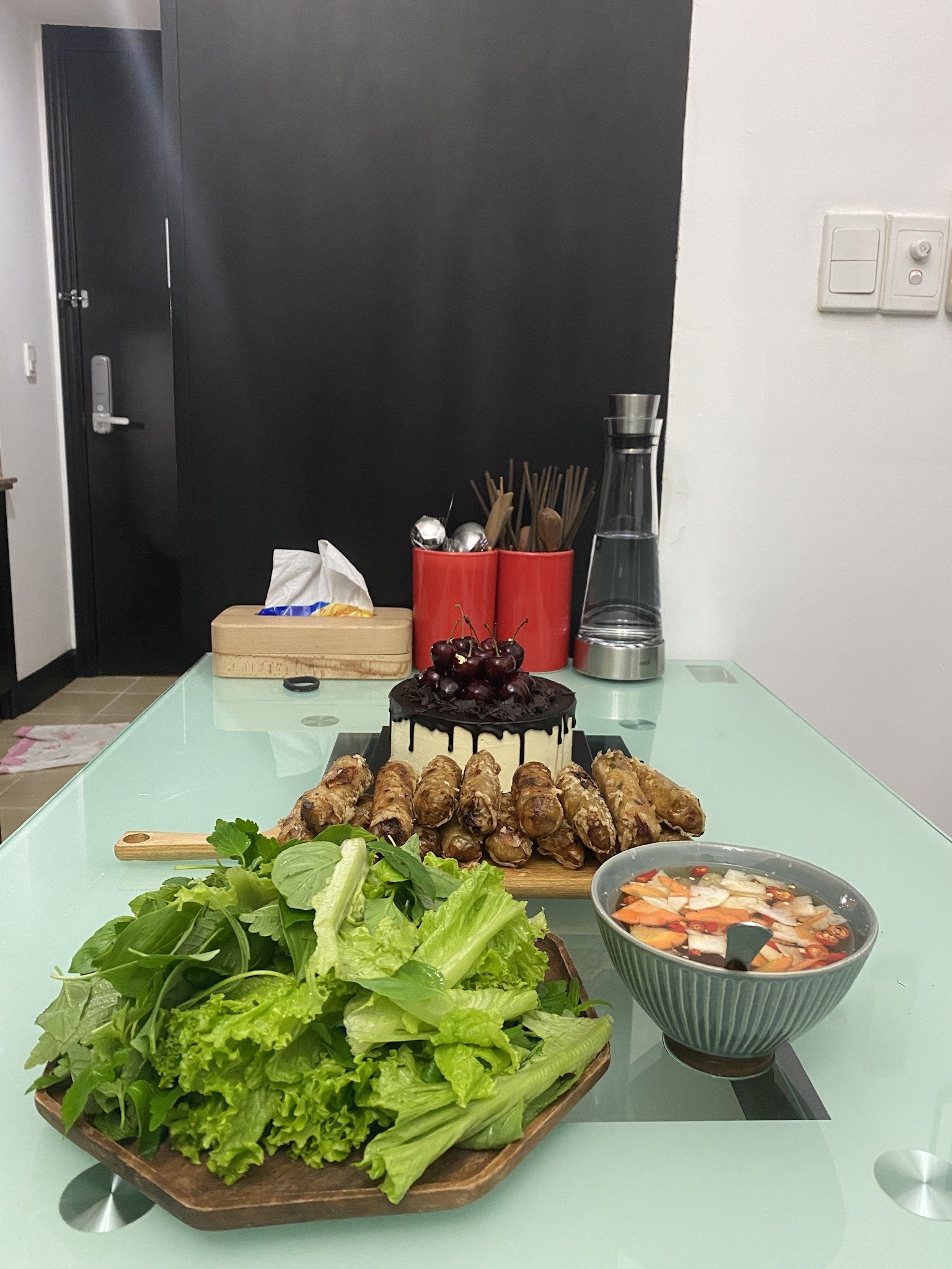 can bep mua gian cach xa hoi anh 9