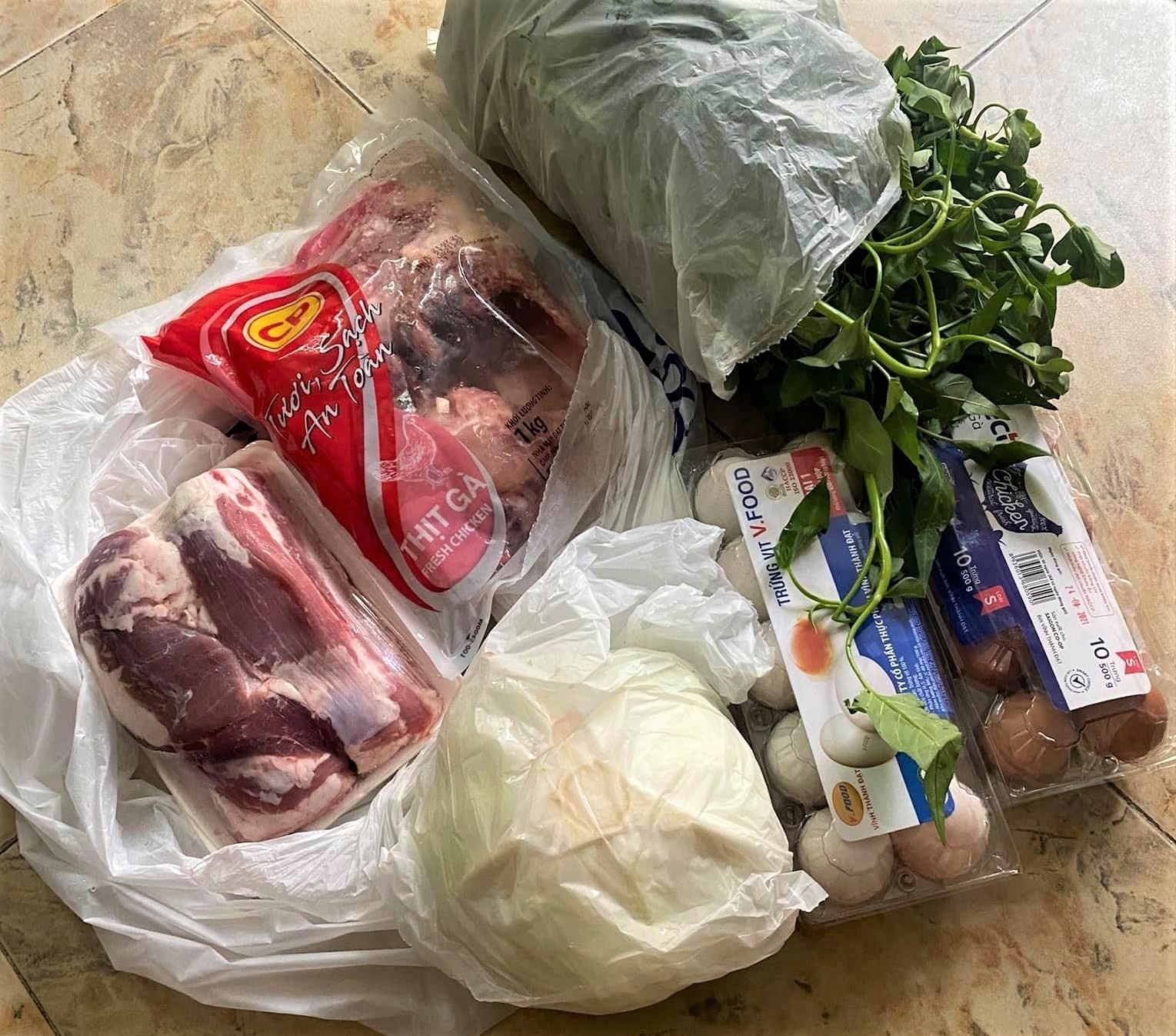 gap kho khi mua do an anh 2