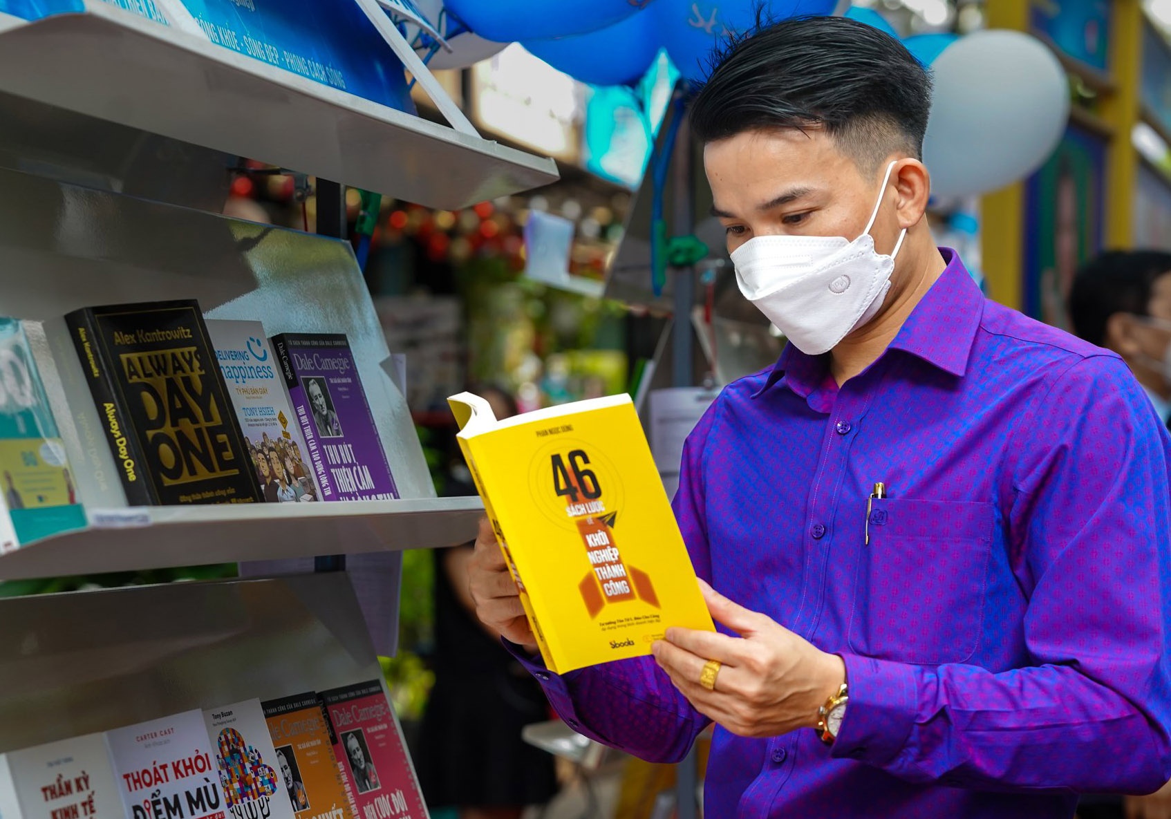 Ra mat Tu sach Doanh nhan Viet Nam hinh anh