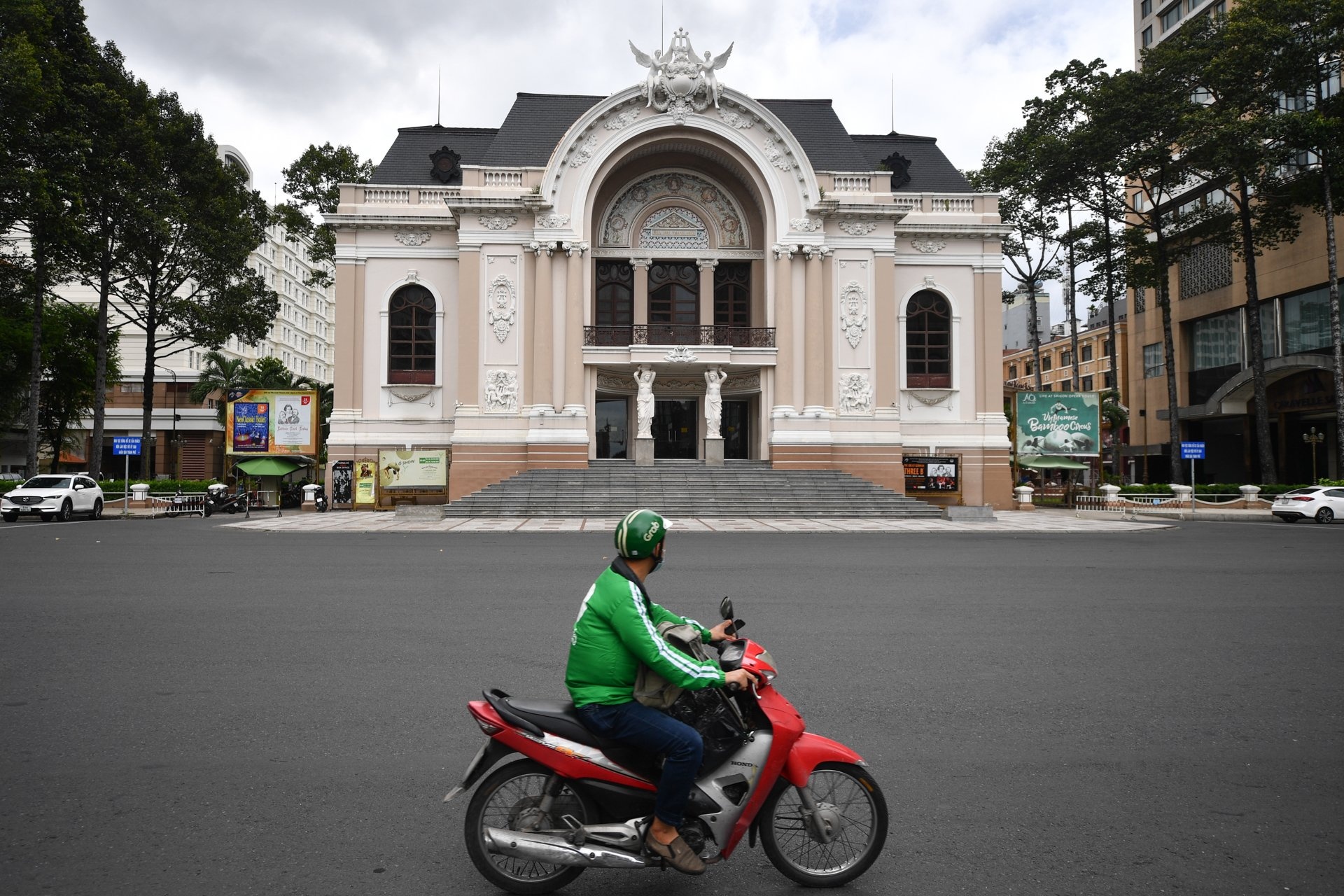 Shipper o TP.HCM: 'Khong ai quen duoc nhung ngay nam 2021' hinh anh