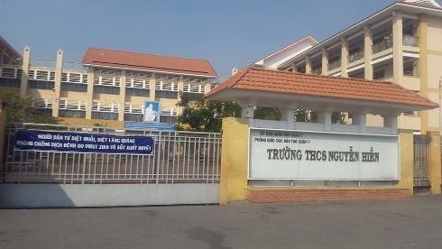 giao vien bi ky luat vi hoc sinh bo nha di anh 1