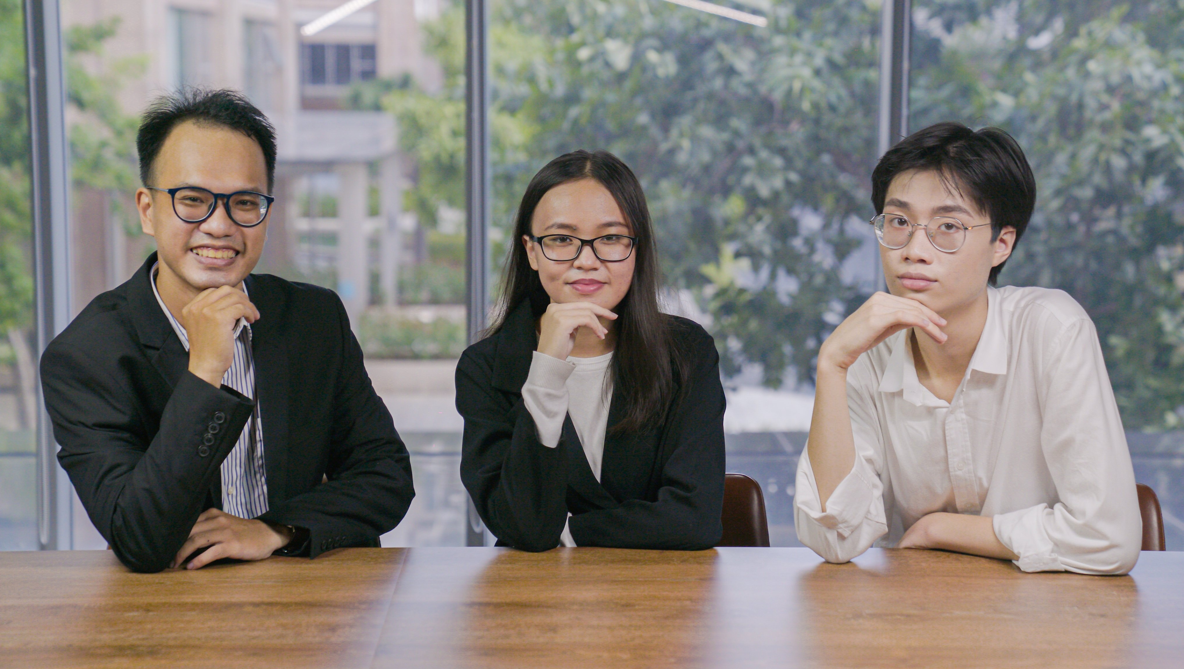 Podcast: Khoang cach the he ngan tre boc bach voi cha me hinh anh