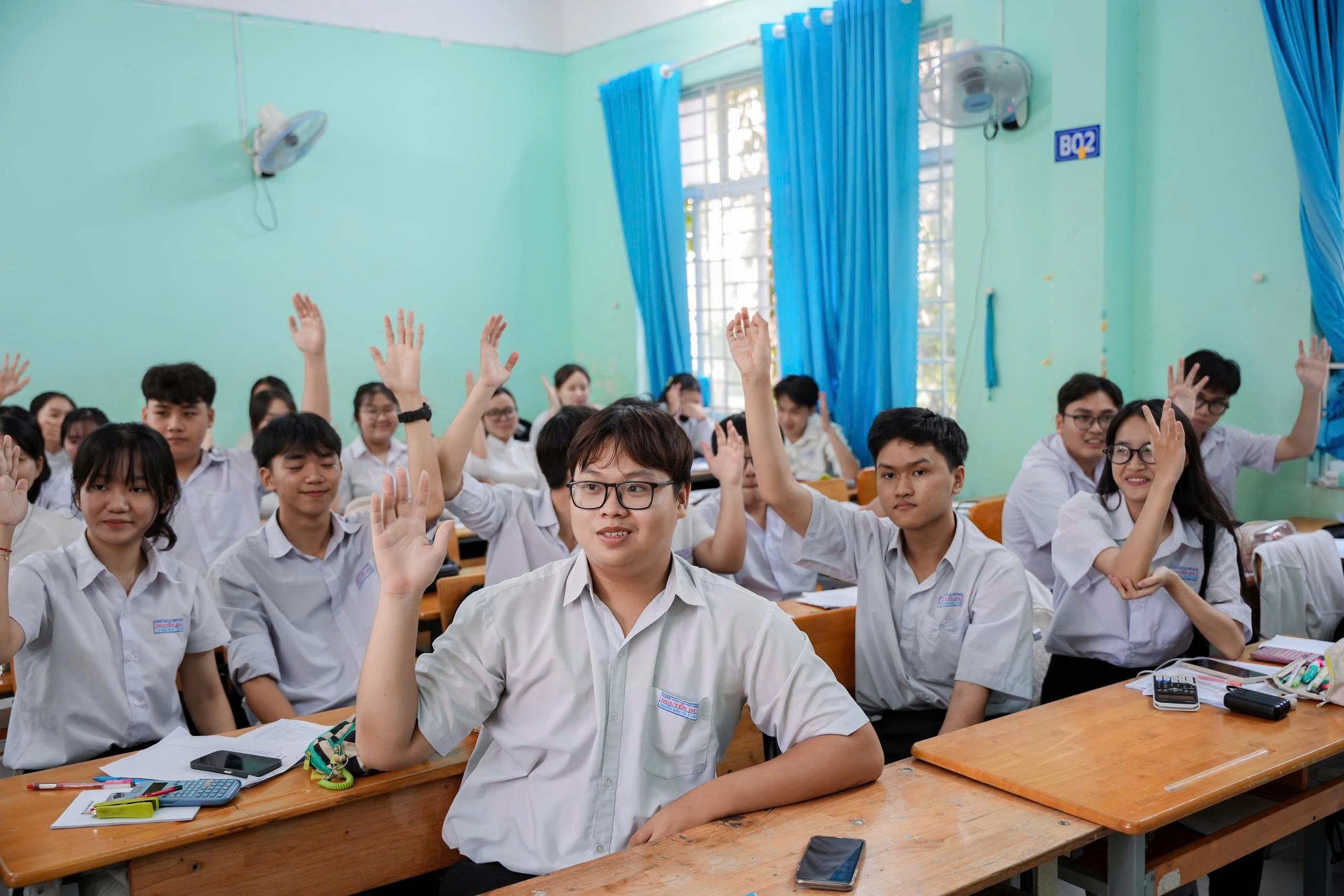 UEF anh 6