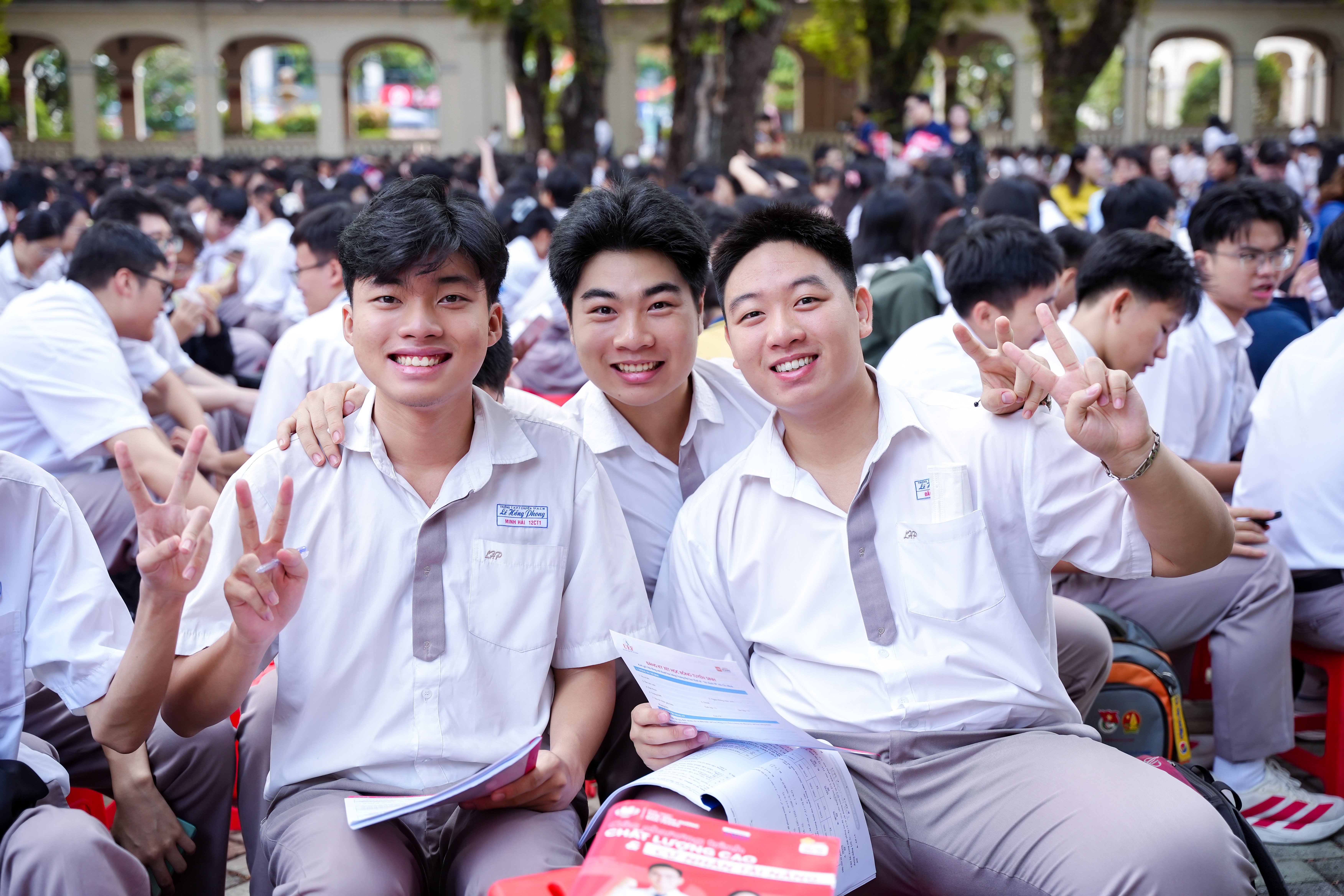 UEF anh 2