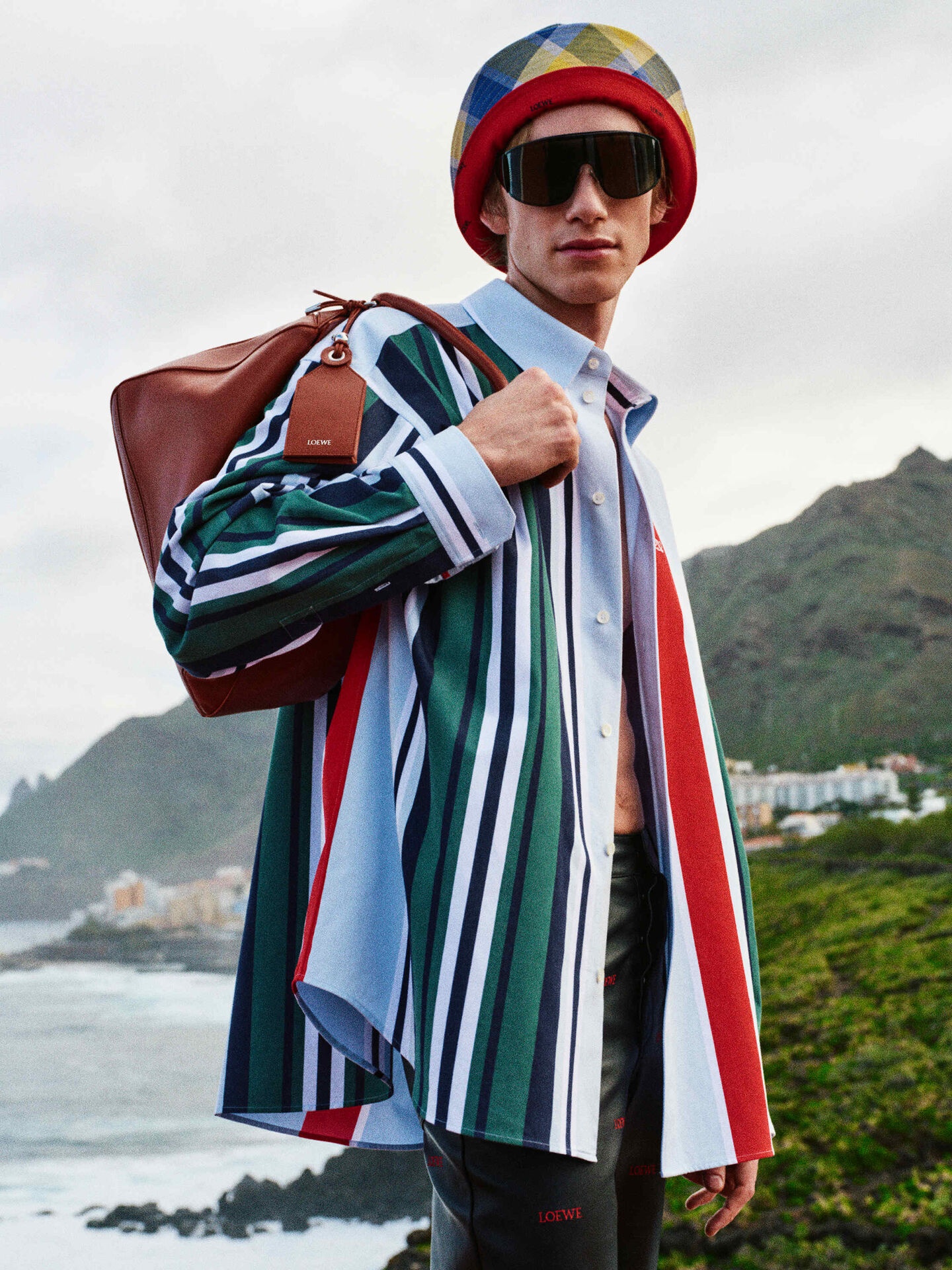 Loewe anh 8