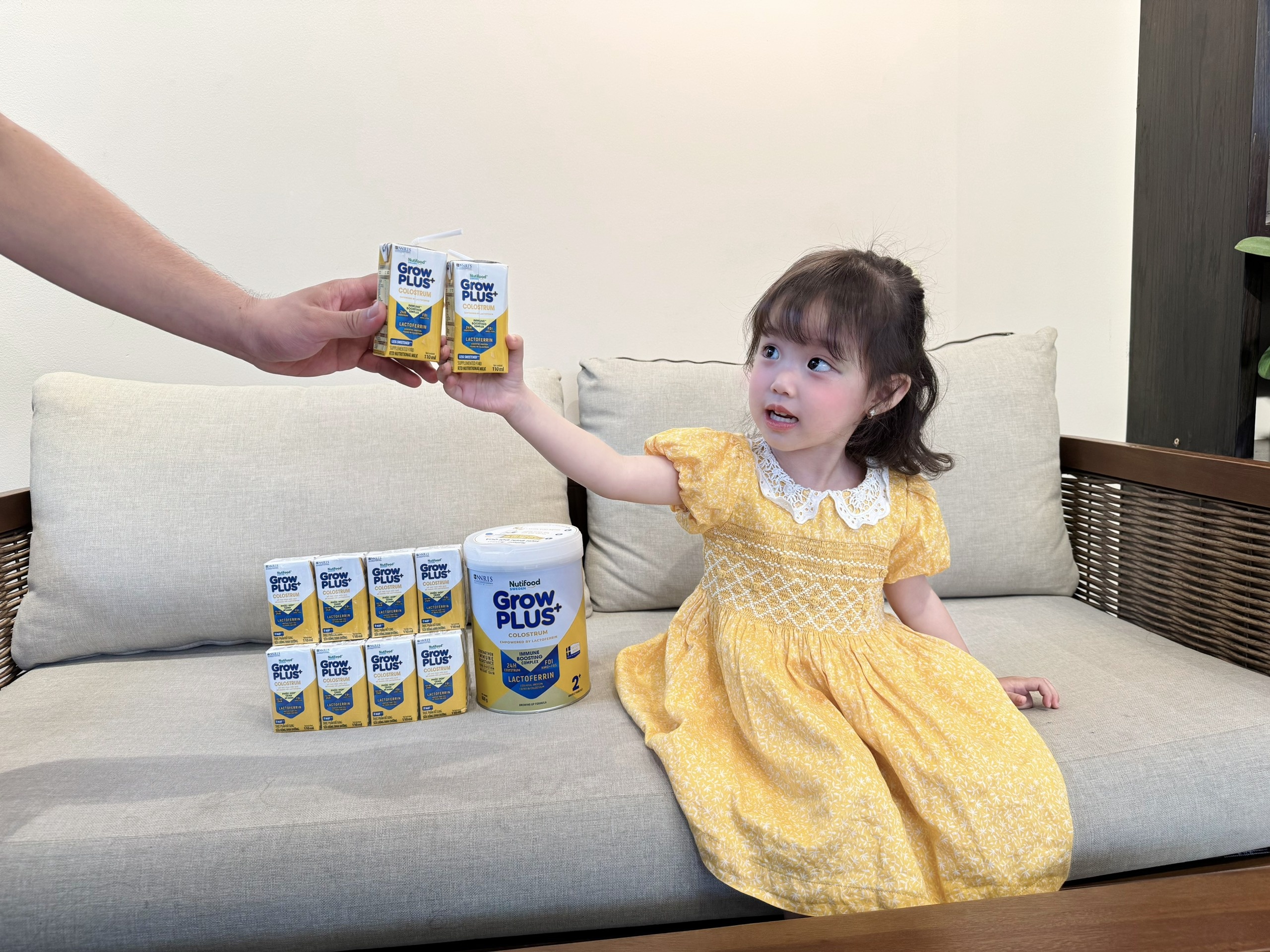 Nutifood GrowPLUS+ Colostrum Lactoferrin anh 4