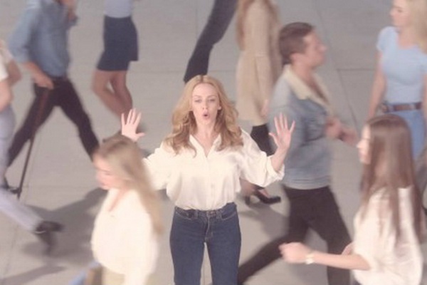 Video clip 'I Was Gonna Cancel' cua Kylie Minogue hinh anh
