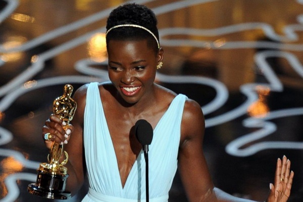 Sao Oscar tham gia bom tan ‘Star Wars 7’ hinh anh