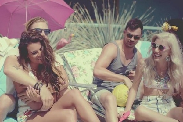 Video clip 'On My Way' cua Lea Michele hinh anh