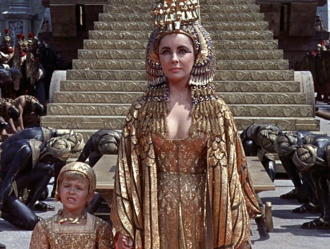 Top 10 phim bom tan dat do nhat the gioi hinh anh