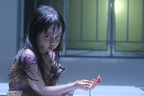 Hau truong xac chet bat day trong phim ma cua Tran Bao Son hinh anh