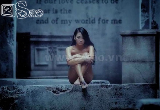 Gái hư CL nude hoàn toàn trong MV Missing You.