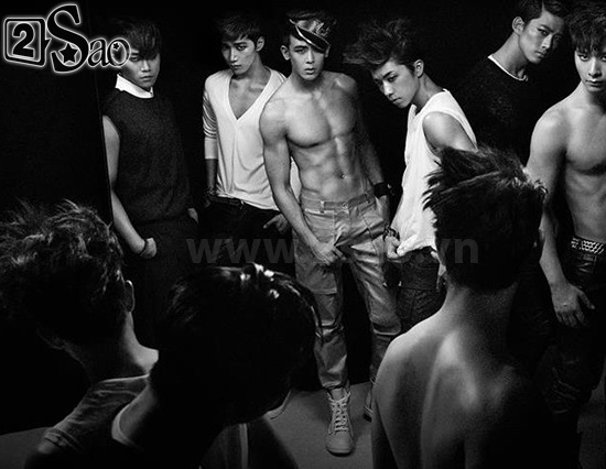 Các chàng trai 2PM đều sở hữu body cực chuẩn.